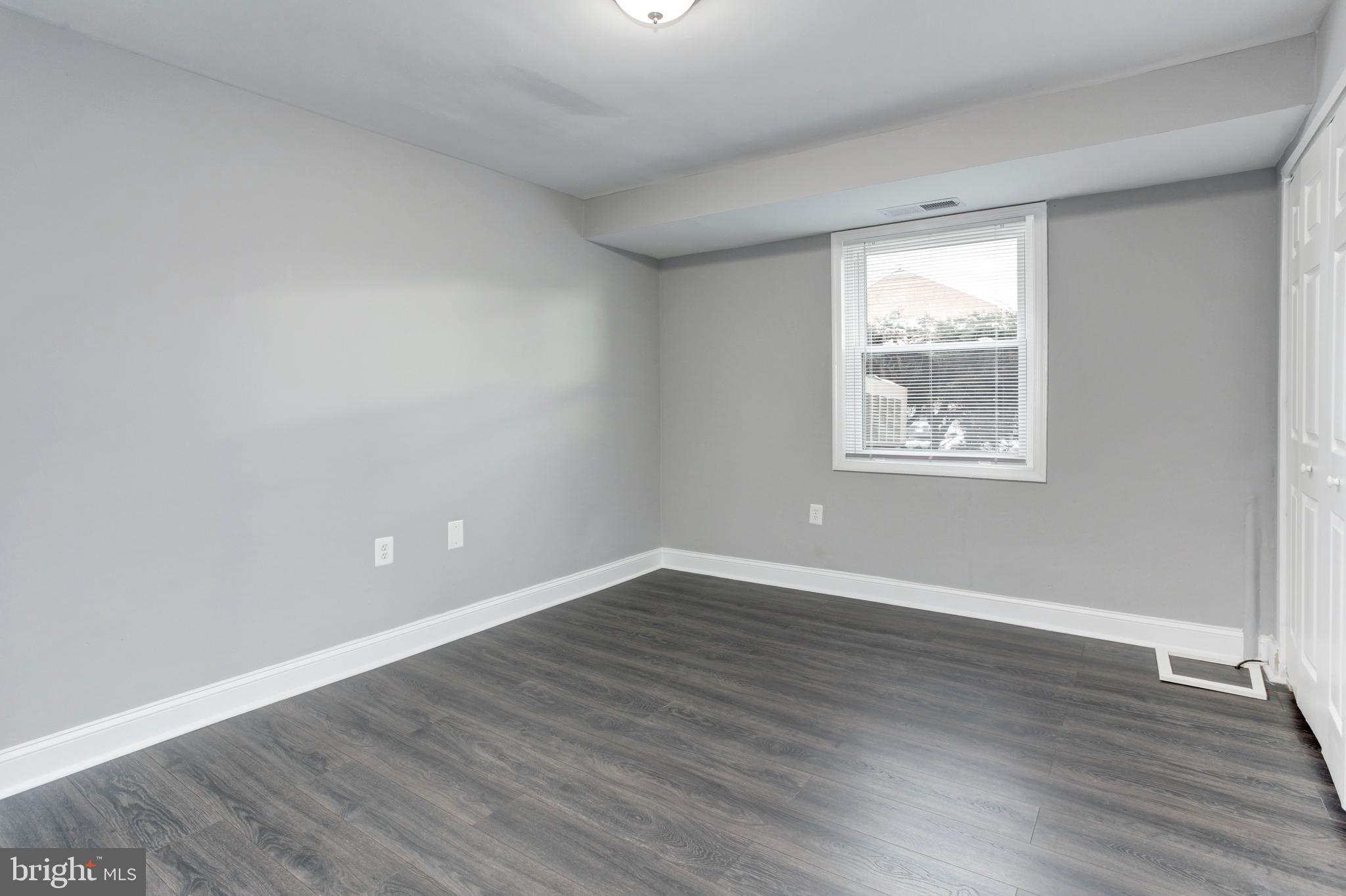 FOREST SPRING CONDO-PHAS - Residential