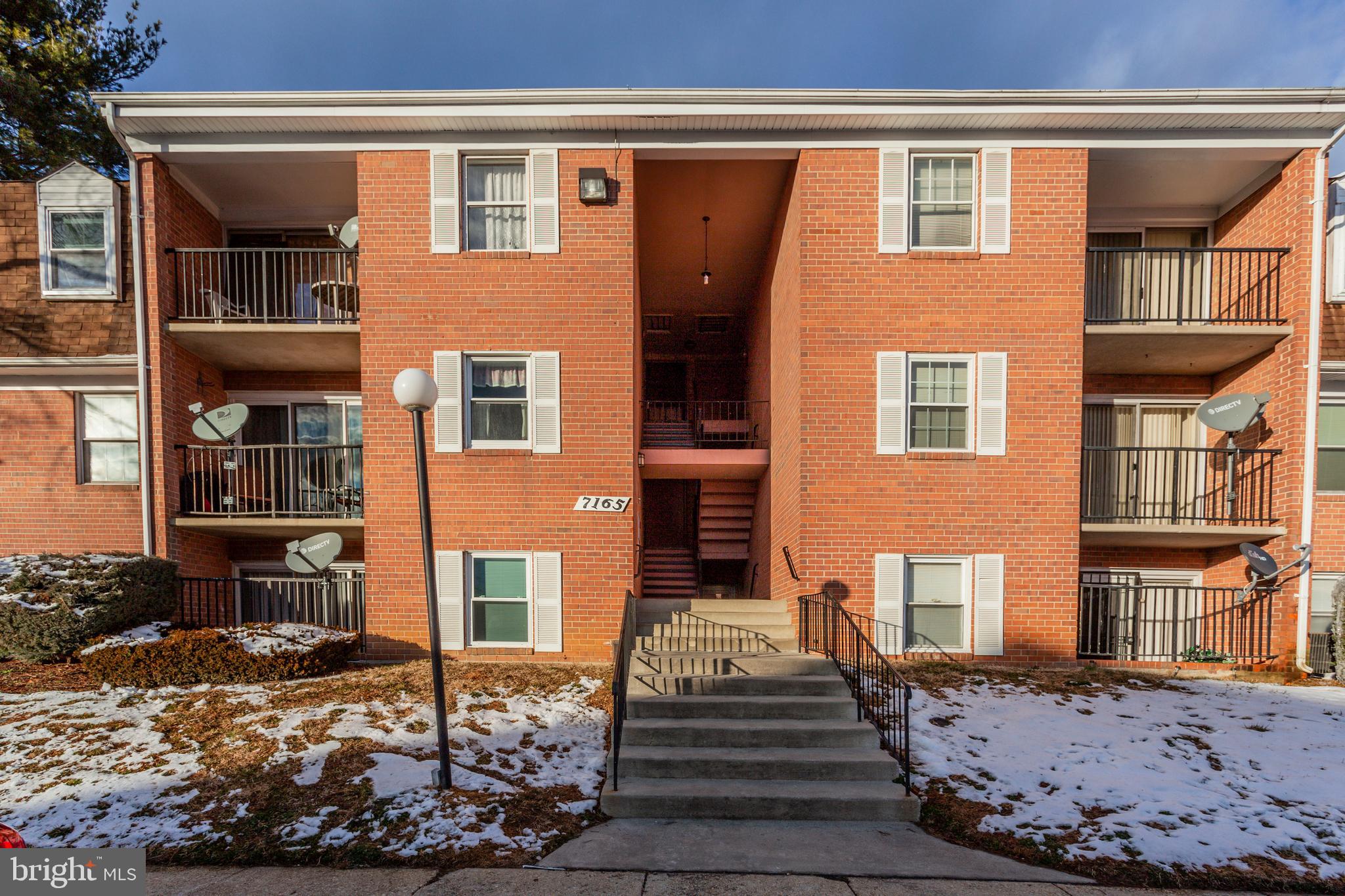 FOREST SPRING CONDO-PHAS - Residential