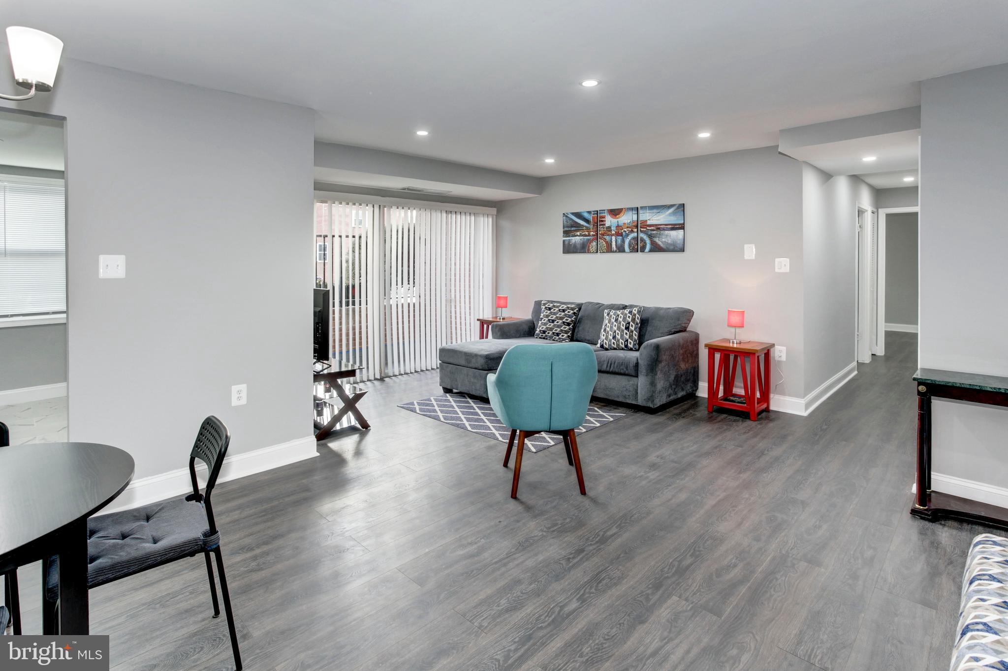 FOREST SPRING CONDO-PHAS - Residential