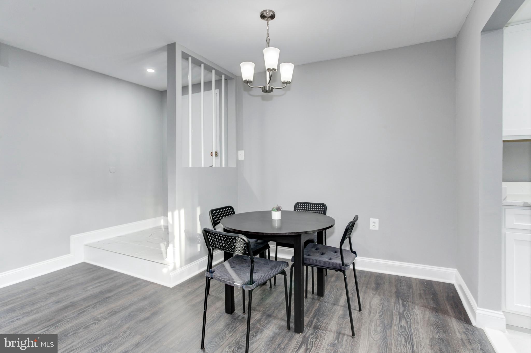 FOREST SPRING CONDO-PHAS - Residential