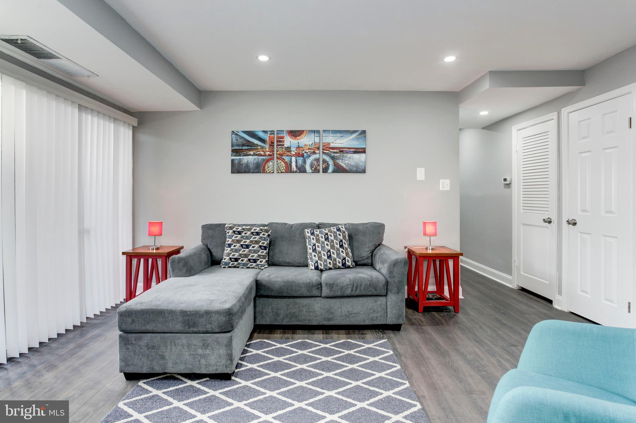 FOREST SPRING CONDO-PHAS - Residential