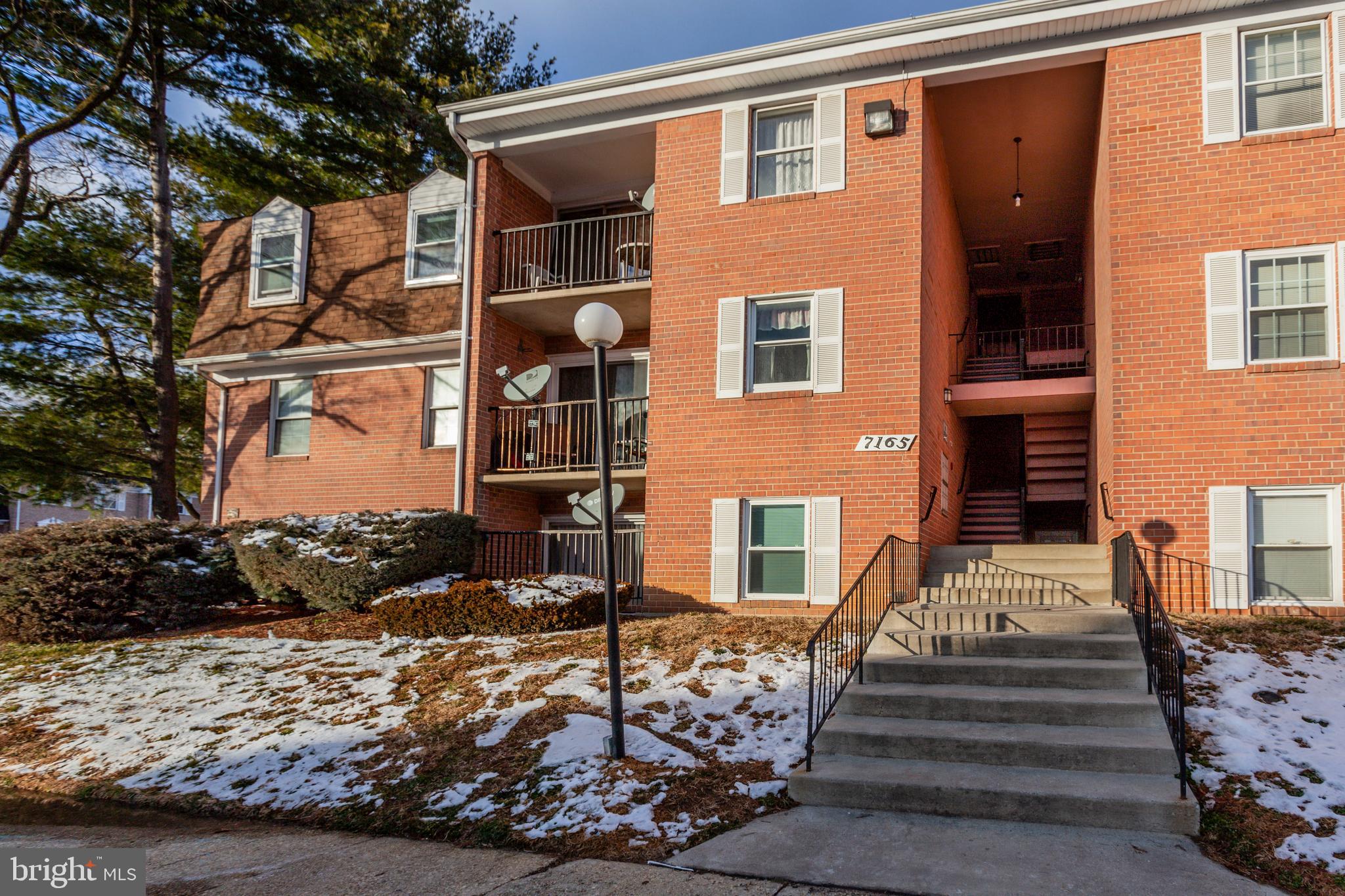 FOREST SPRING CONDO-PHAS - Residential