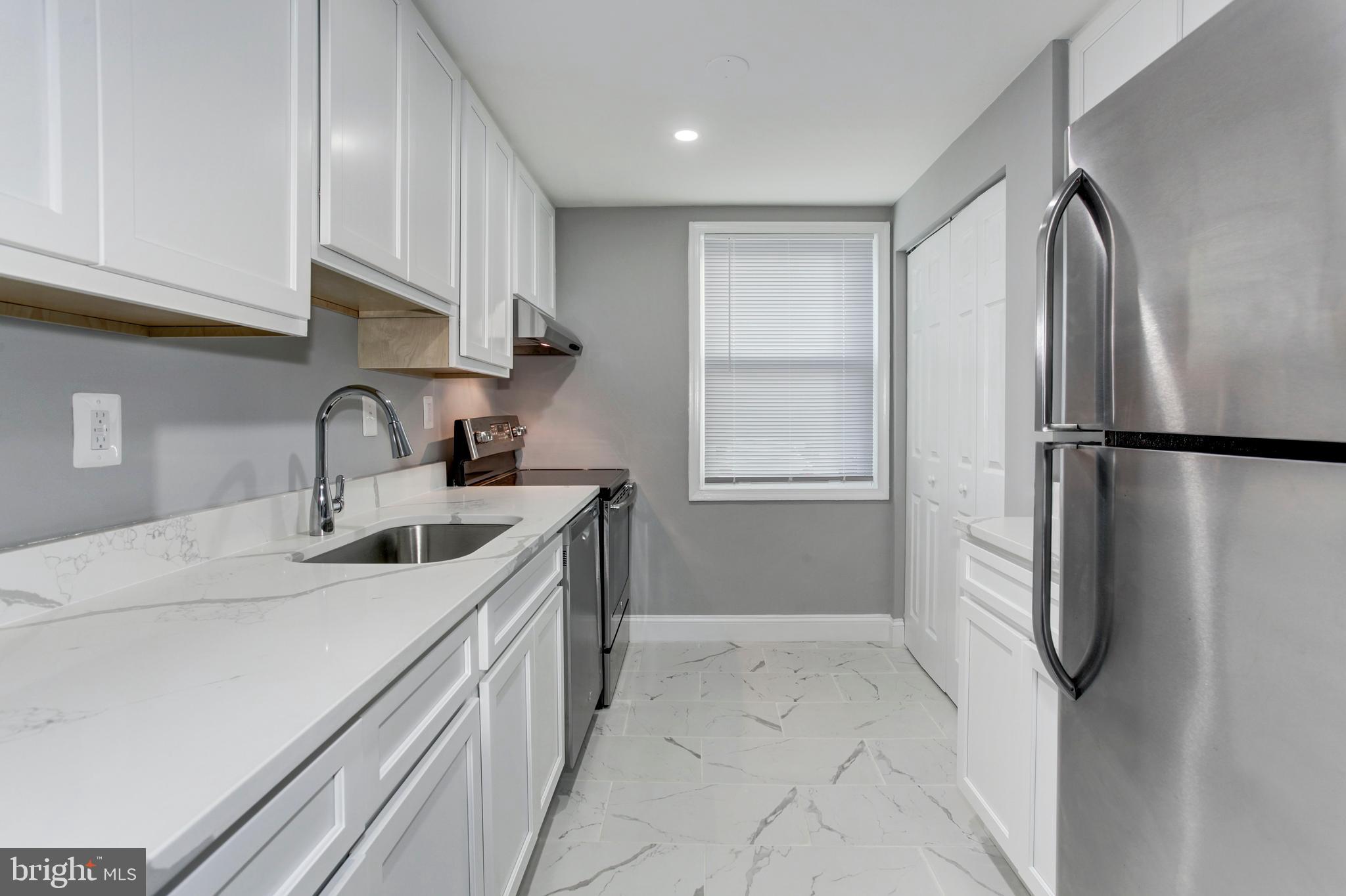 FOREST SPRING CONDO-PHAS - Residential