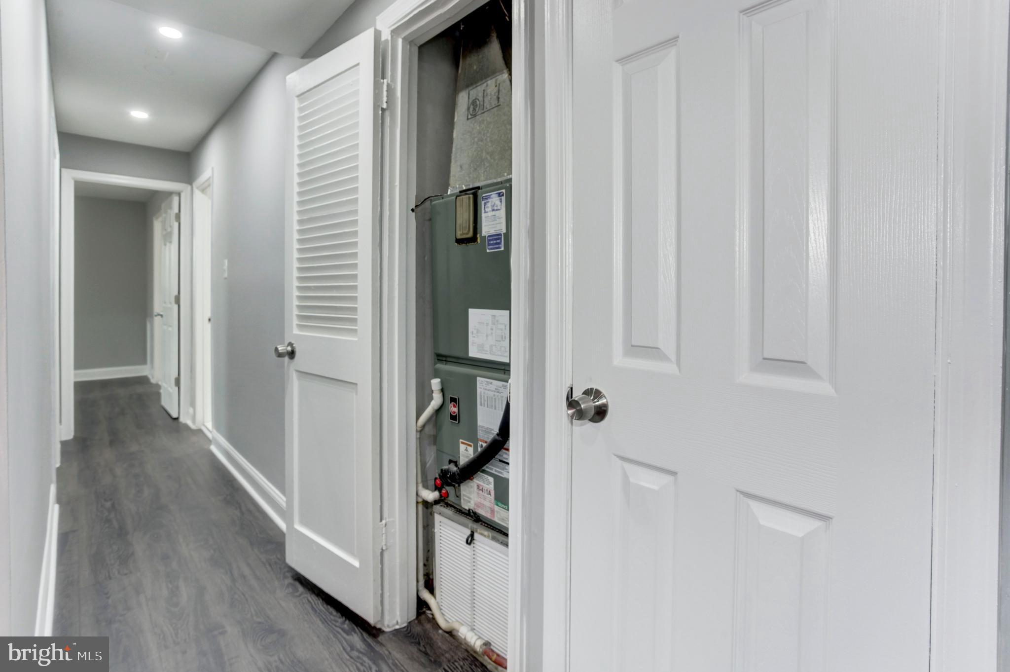 FOREST SPRING CONDO-PHAS - Residential