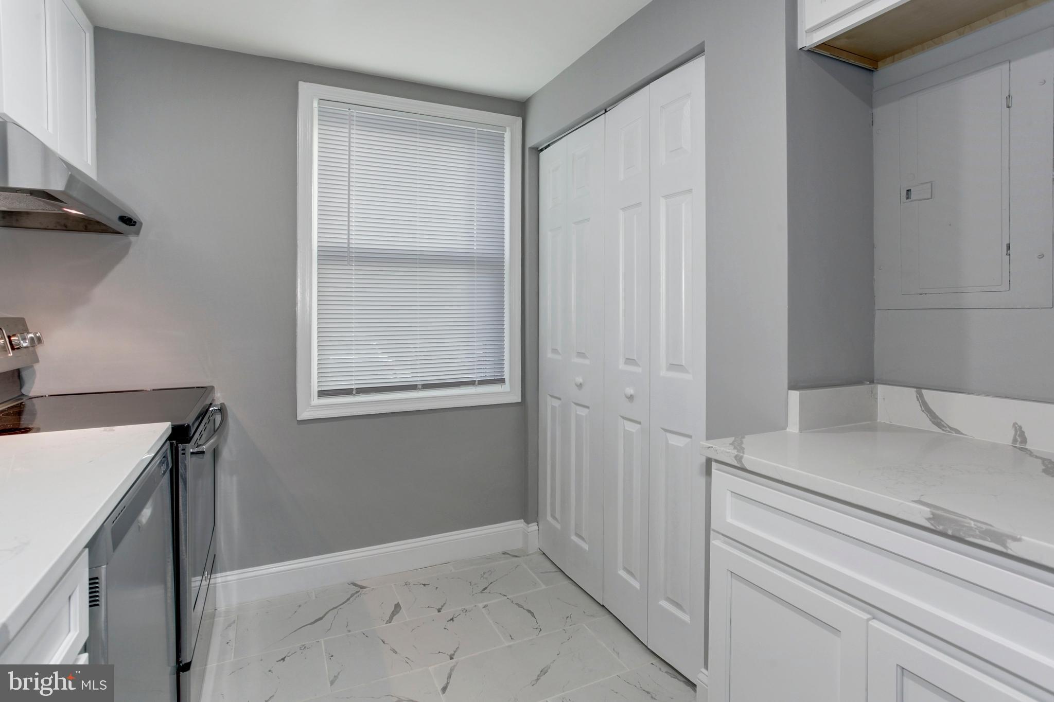 FOREST SPRING CONDO-PHAS - Residential