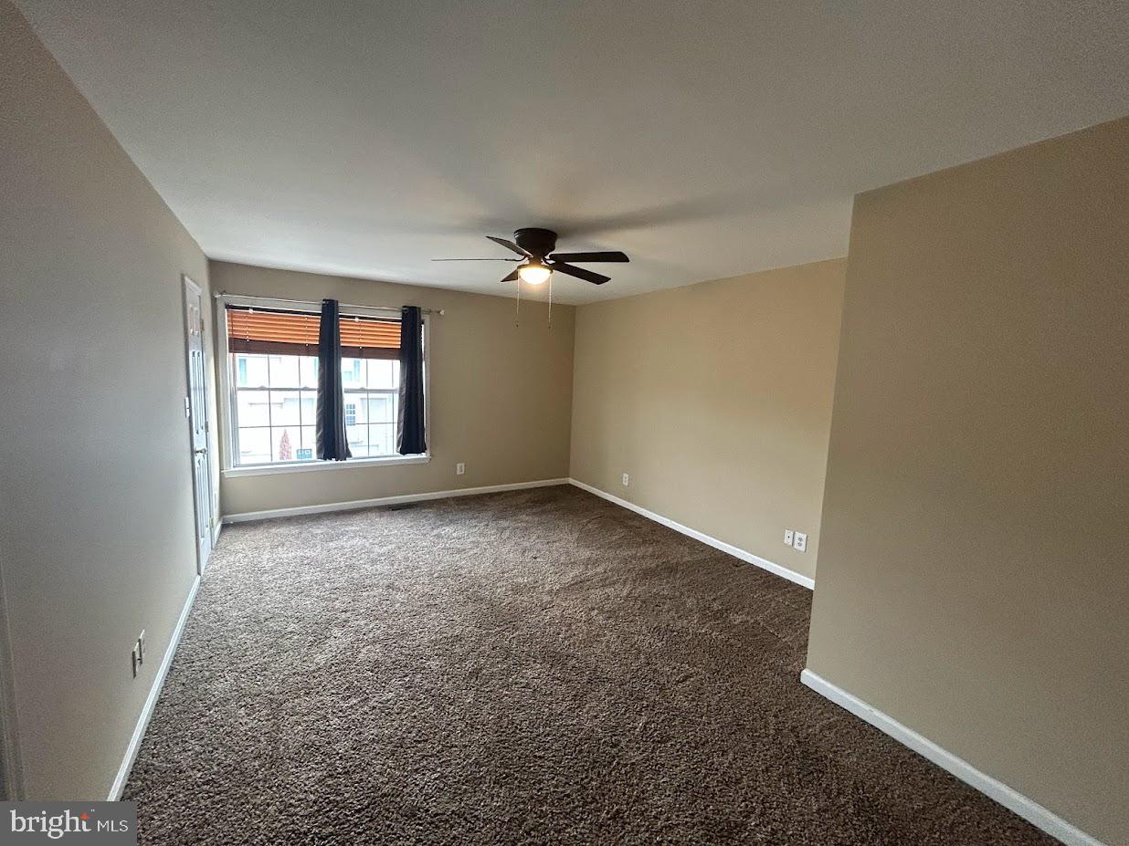 TOWNES OF INWOOD - Residential Lease