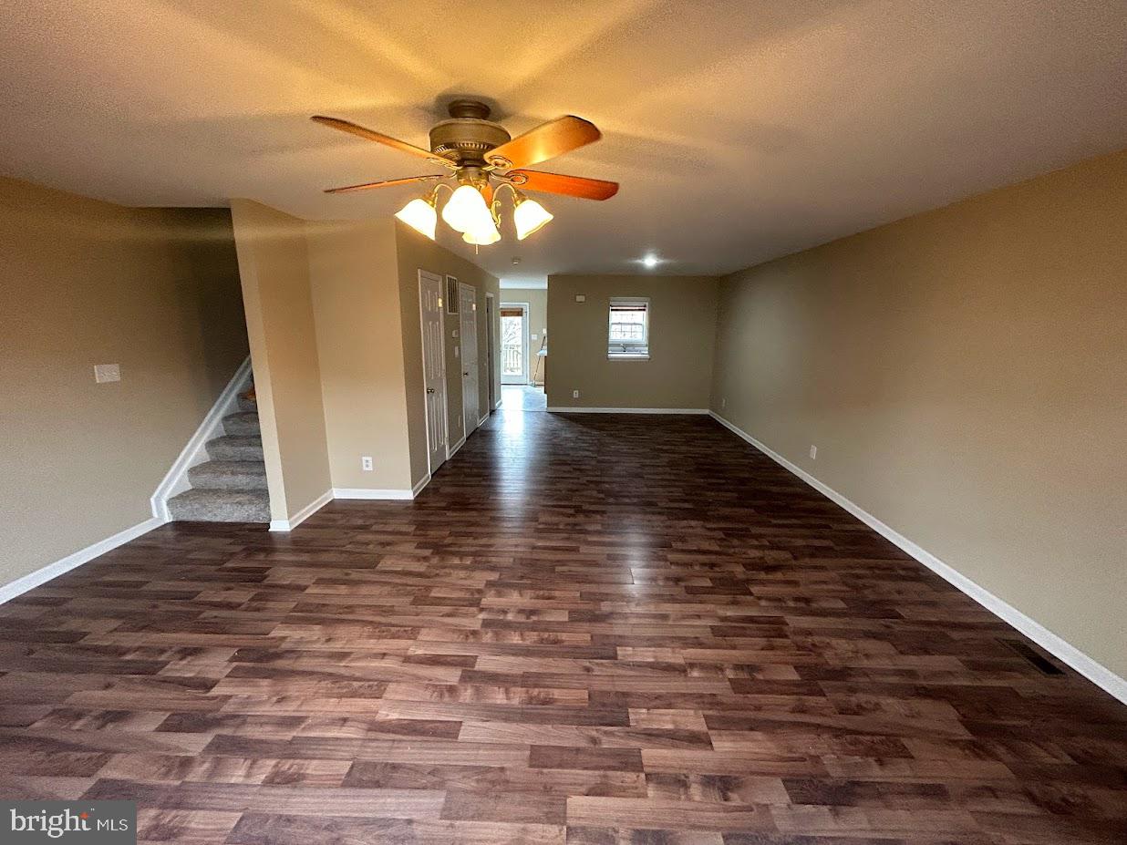 TOWNES OF INWOOD - Residential Lease