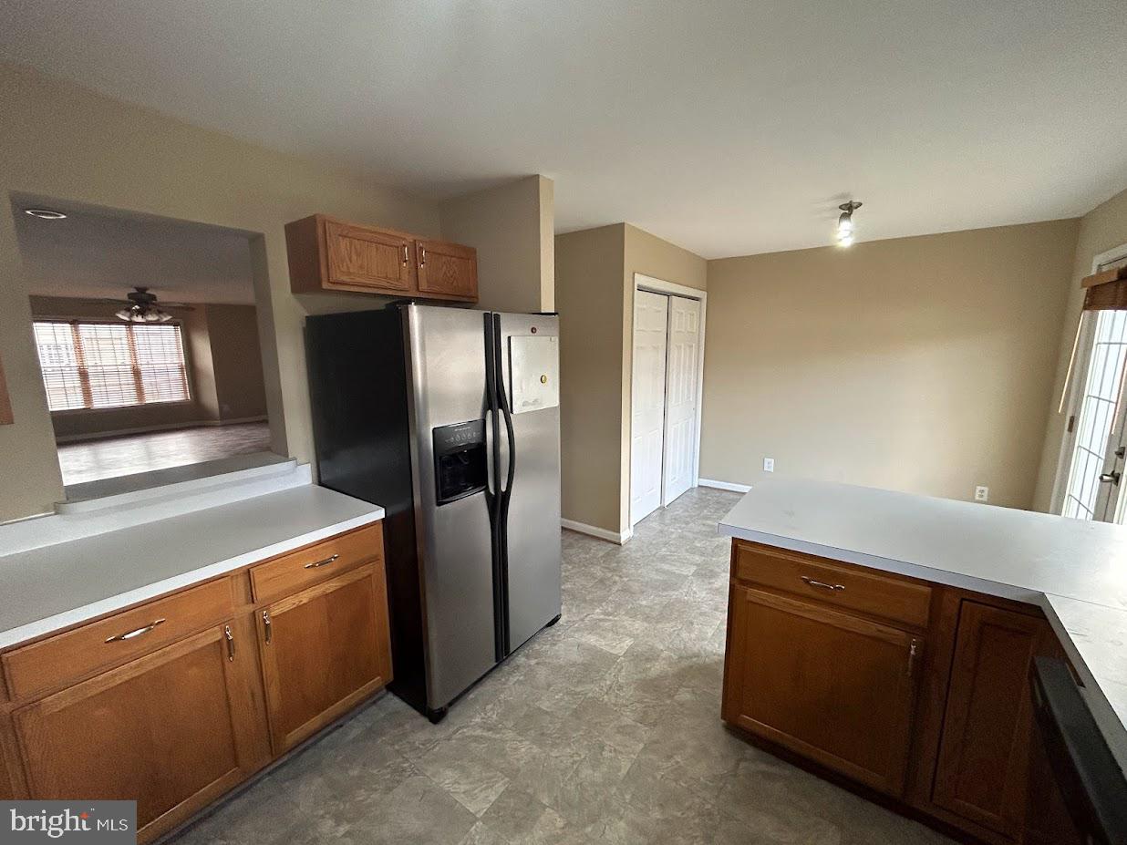 TOWNES OF INWOOD - Residential Lease