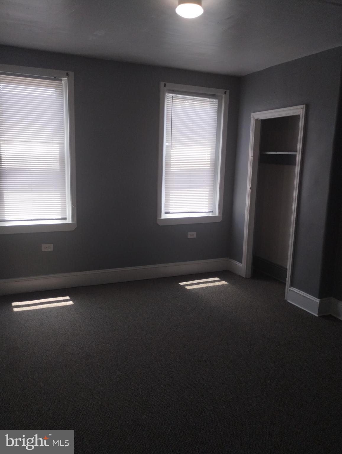 KENSINGTON - Residential Lease