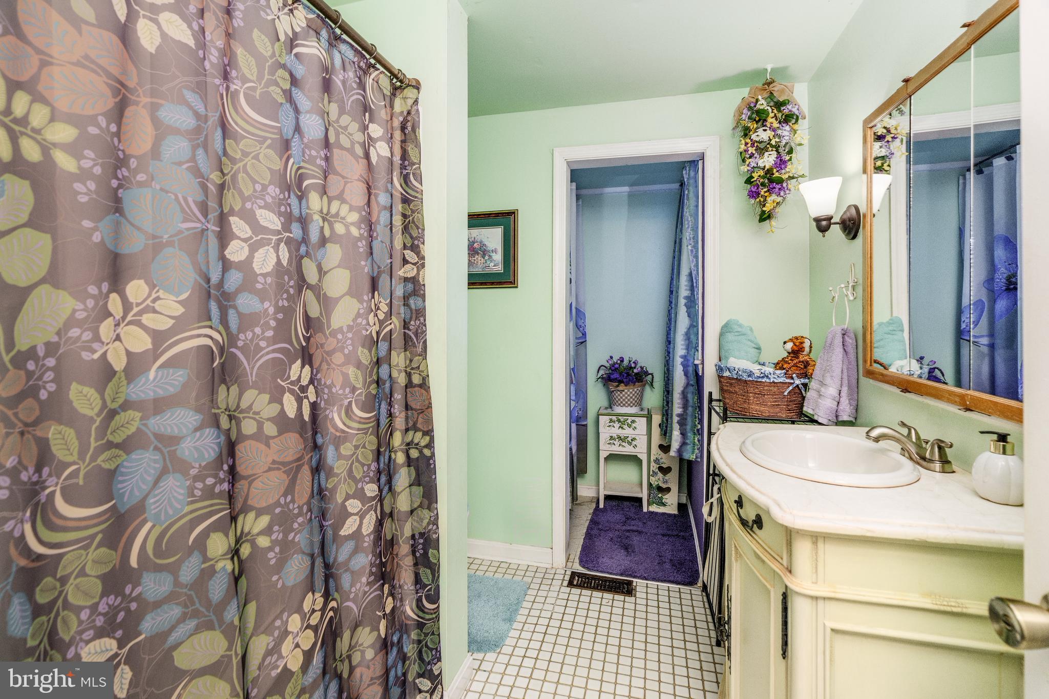 HOLLY HALL TERRACE - Residential