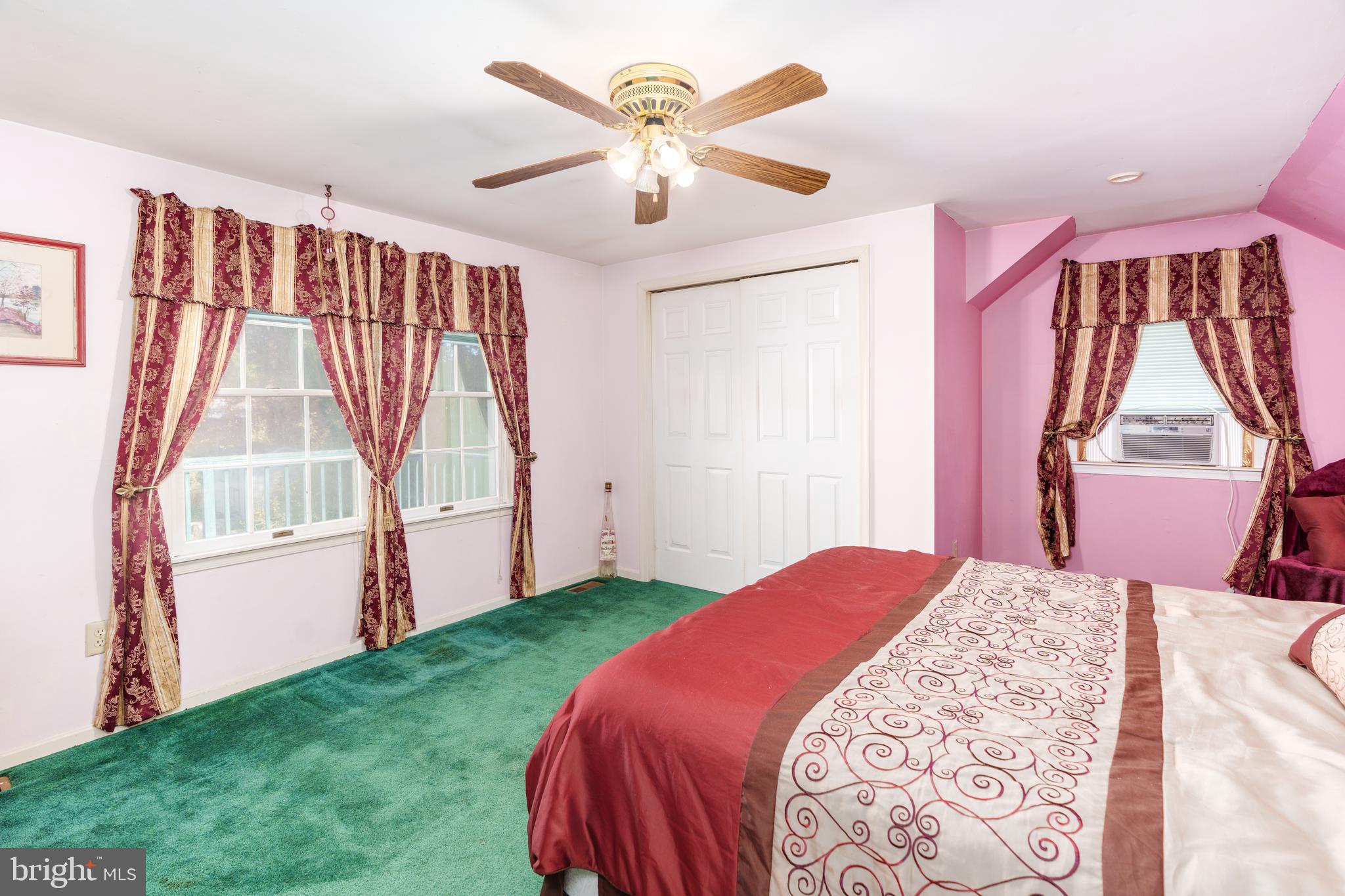 HOLLY HALL TERRACE - Residential