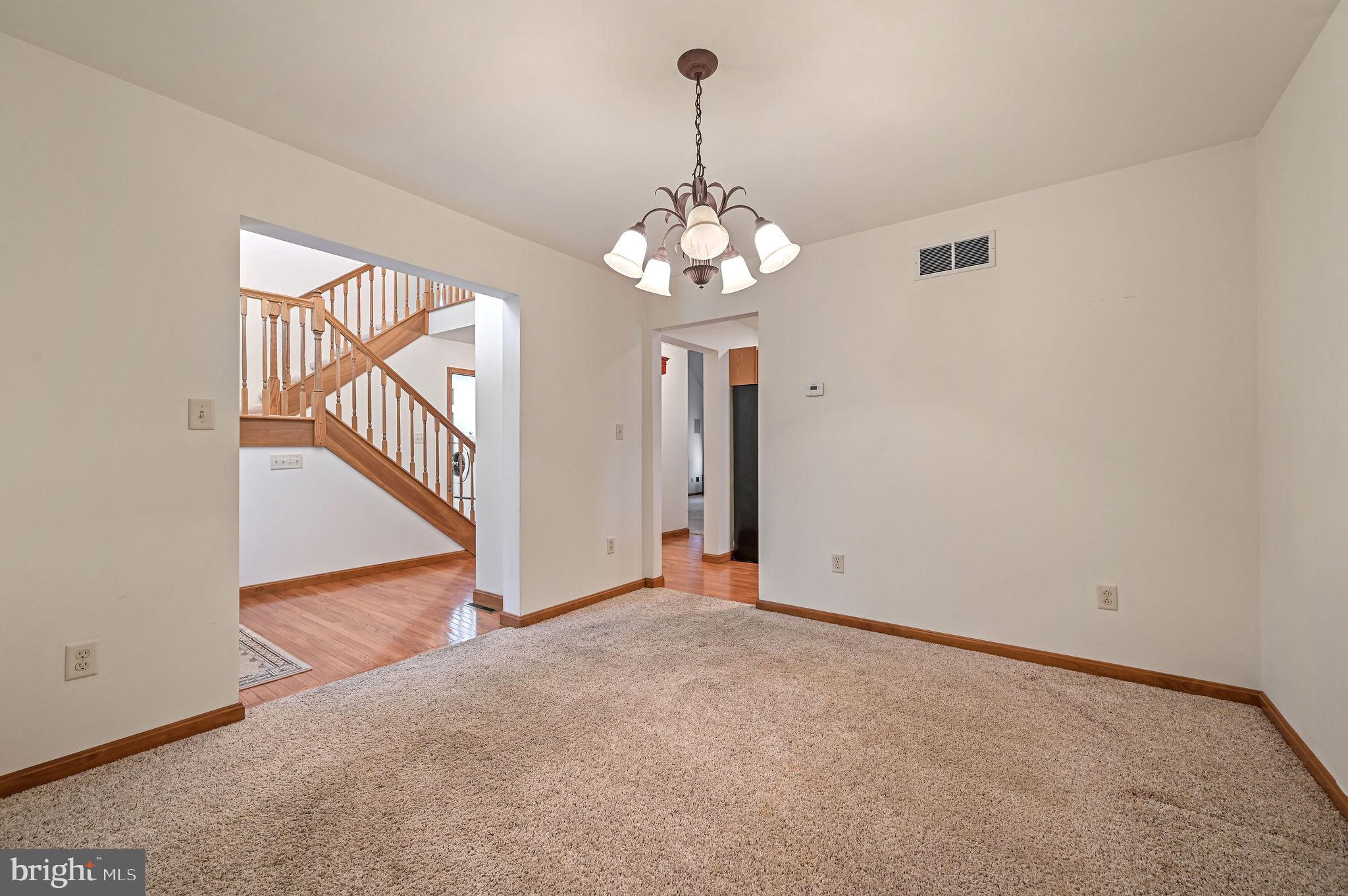 94 KNOB HILL WAY