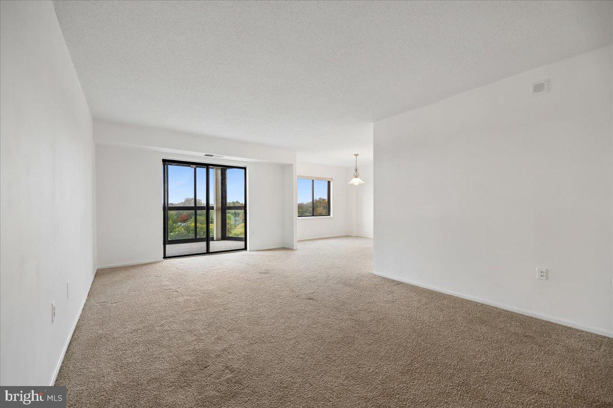 3310 N LEISURE WORLD BOULEVARD 922