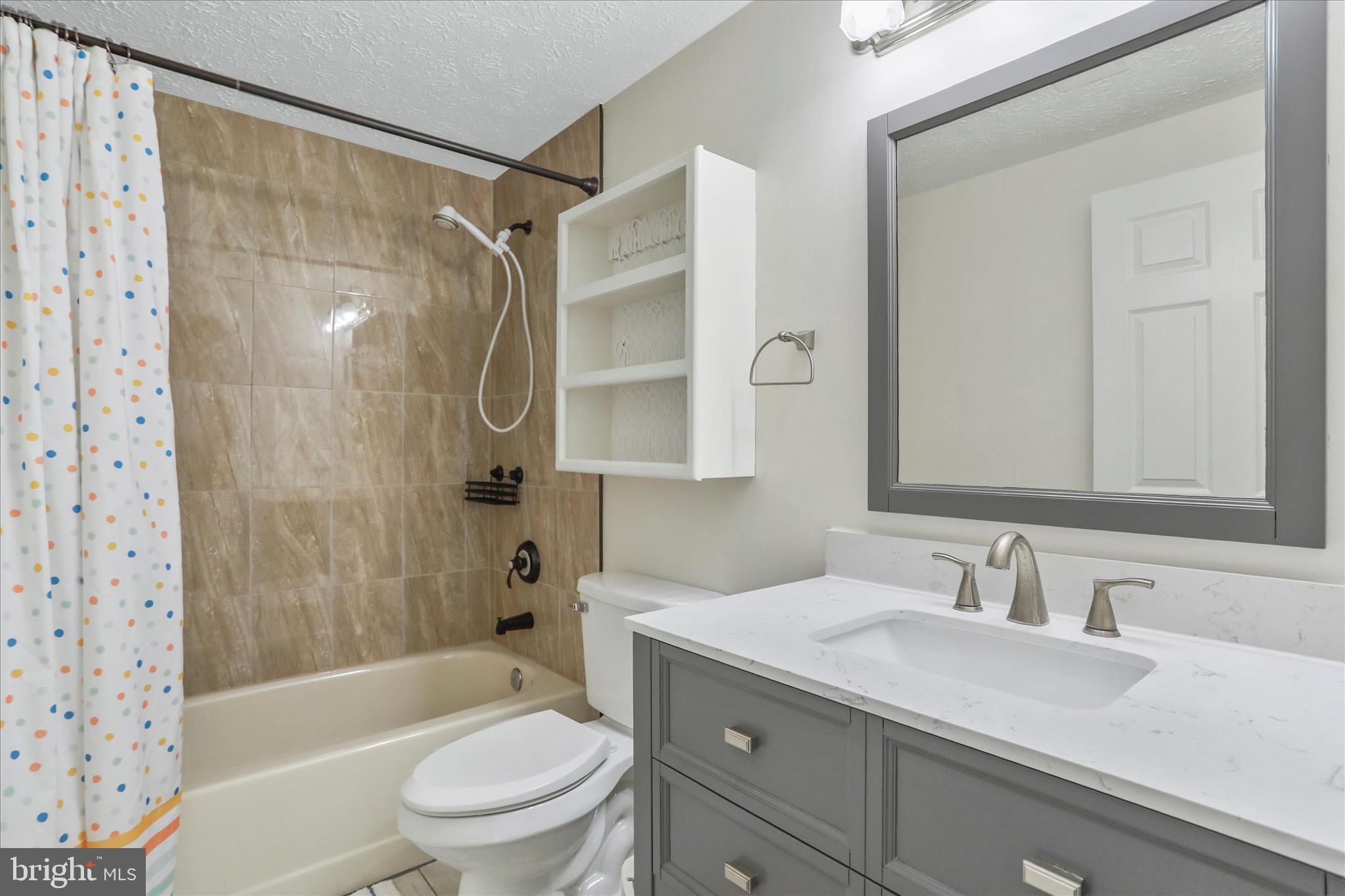 XANADU ESTATES - Residential