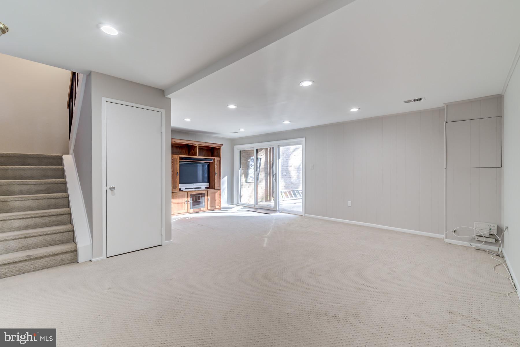 KEENE MILL VILLAGE - Residential