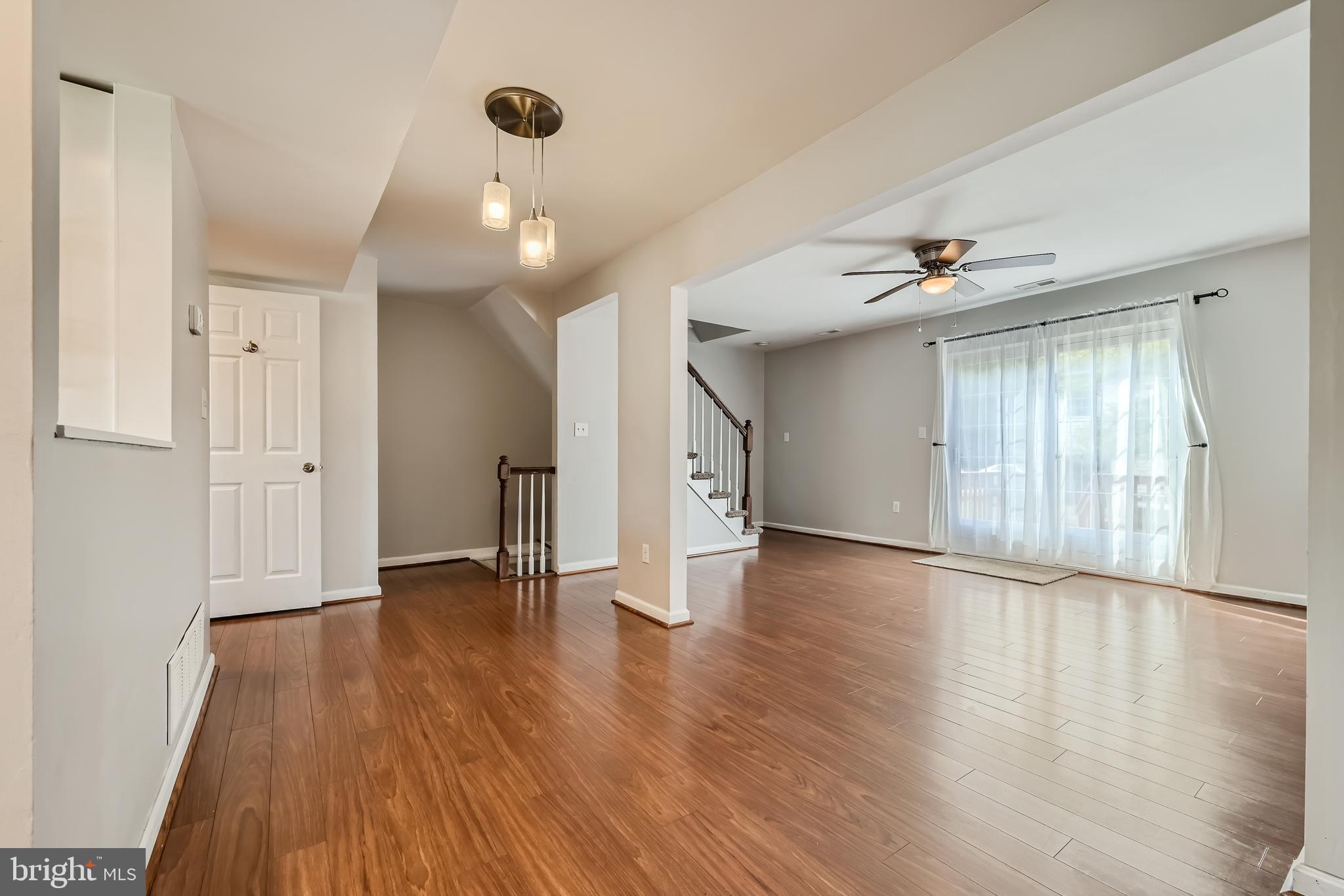 MARINER'S COVE - Residential