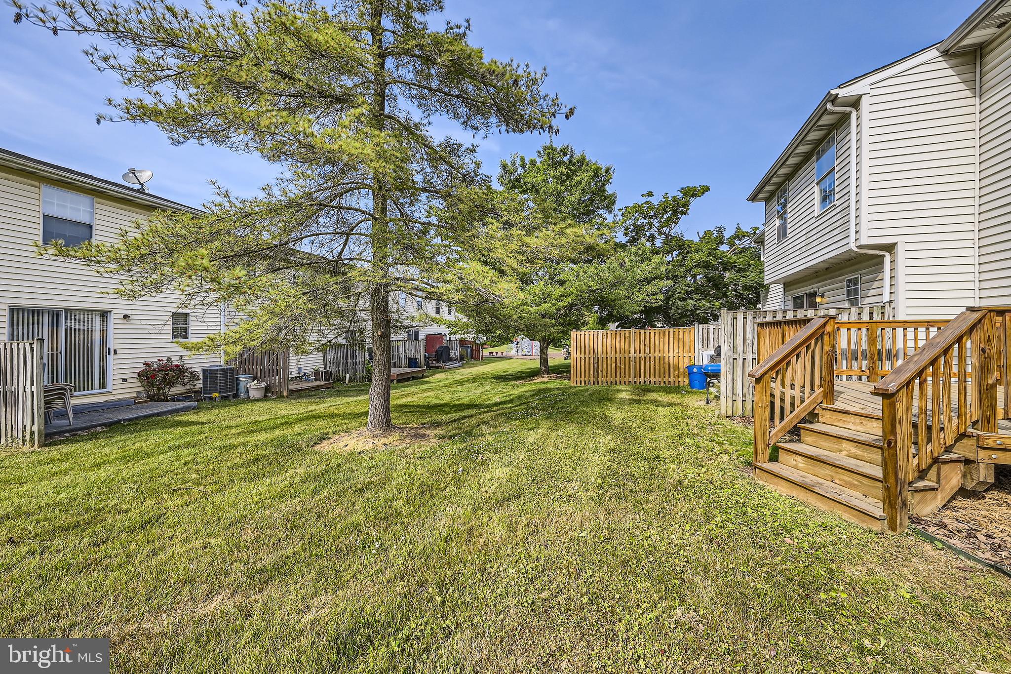 MARINER'S COVE - Residential