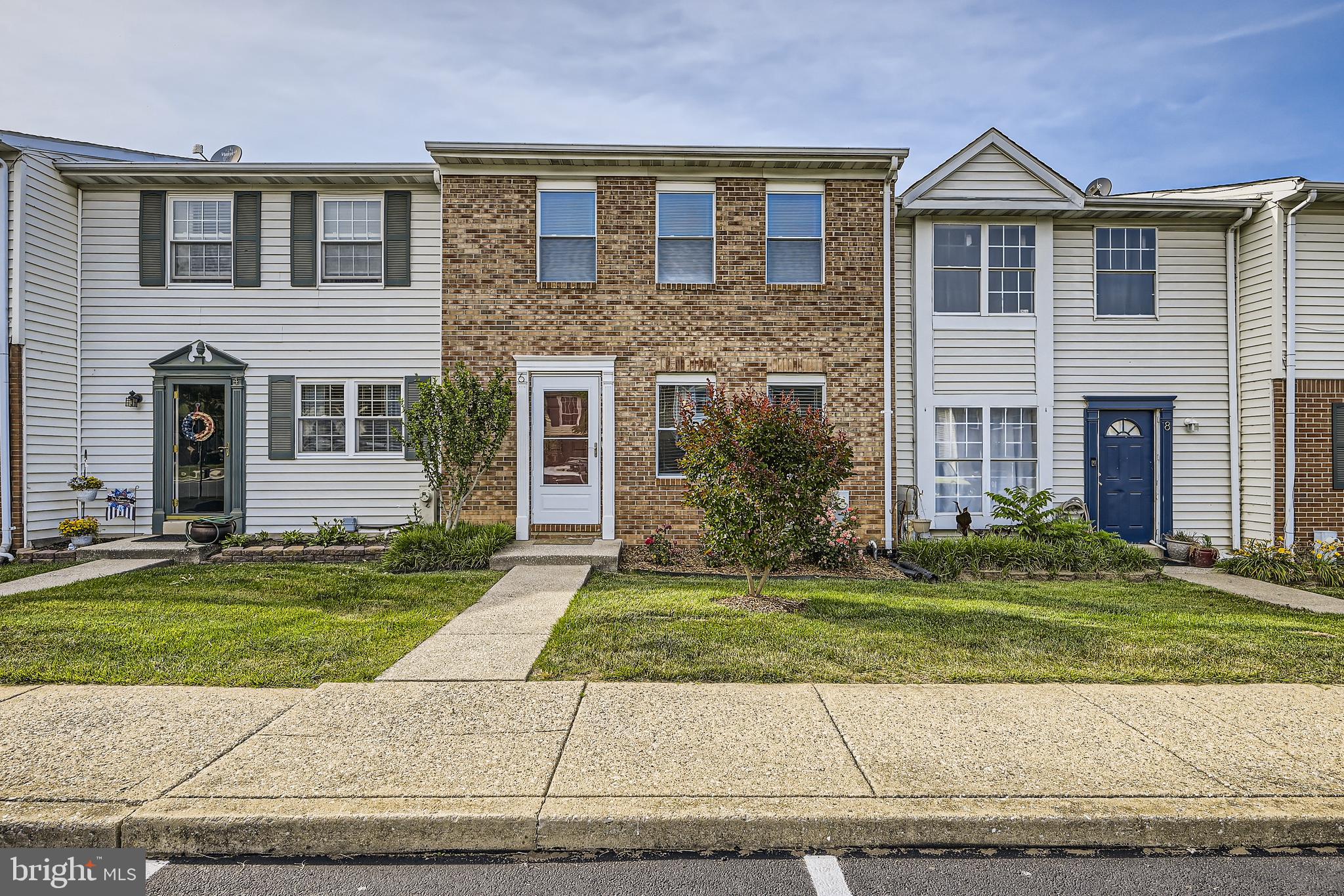 MARINER'S COVE - Residential