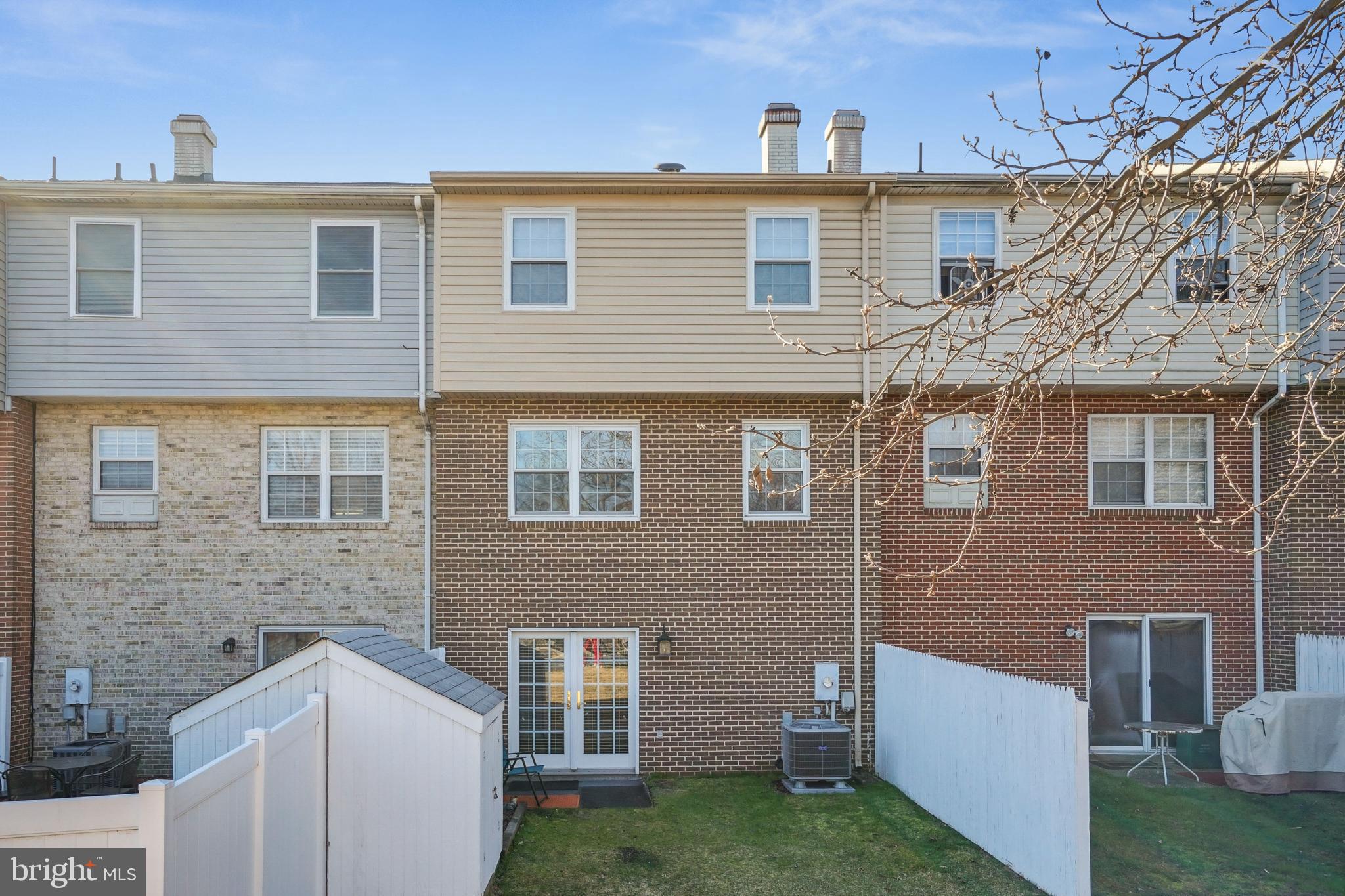 RIPPON LANDING - Residential