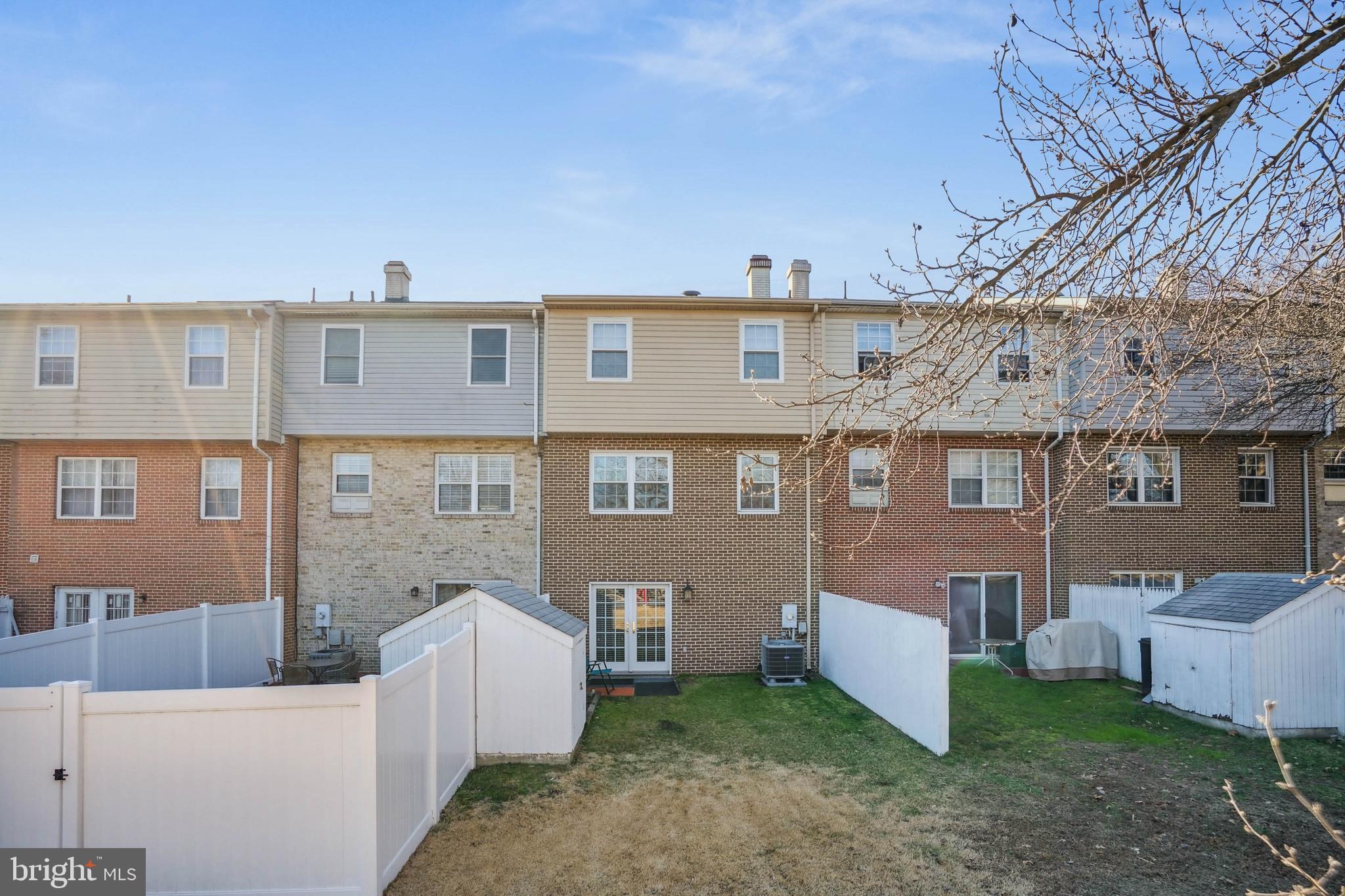 RIPPON LANDING - Residential