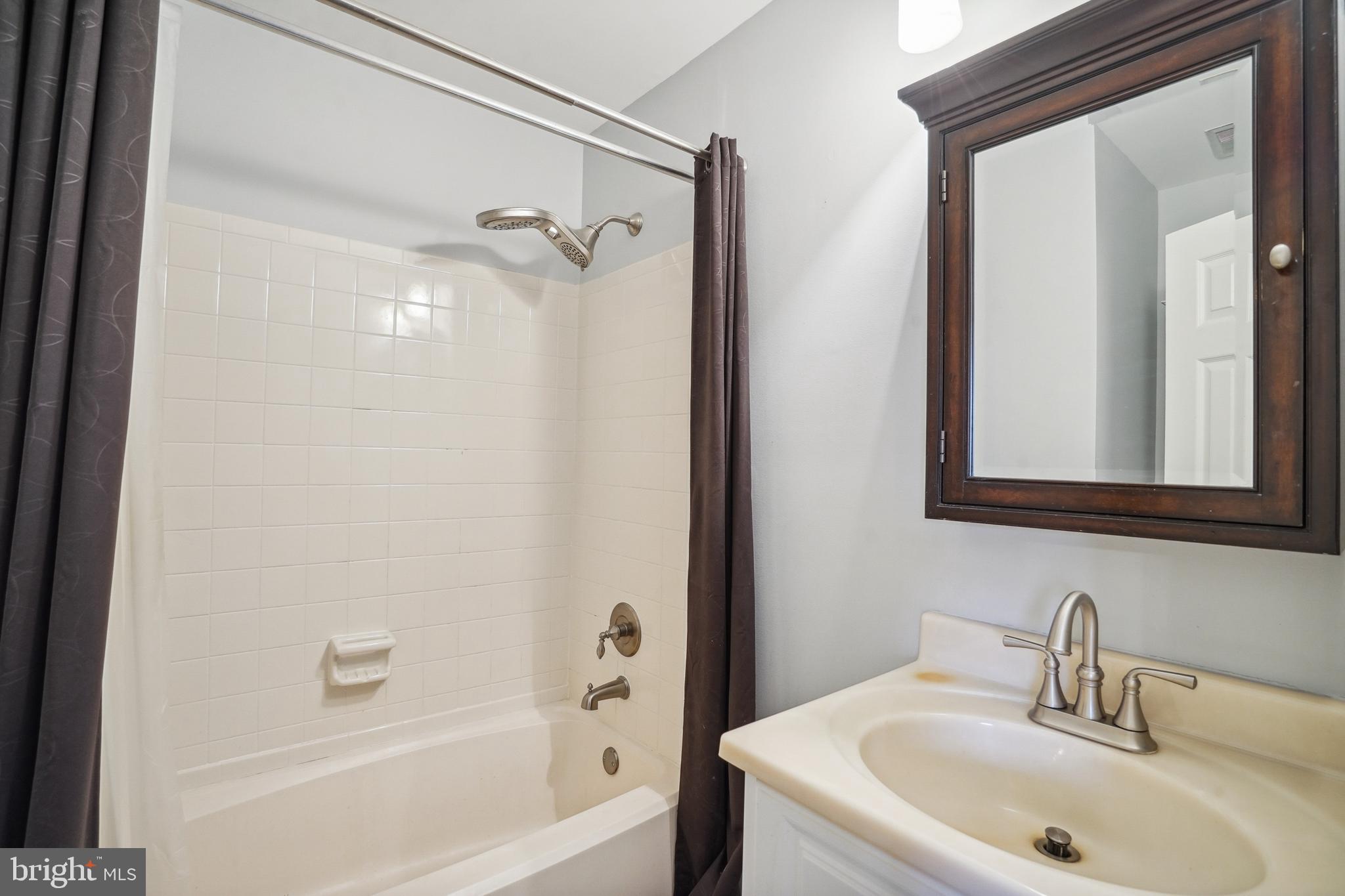 RIPPON LANDING - Residential