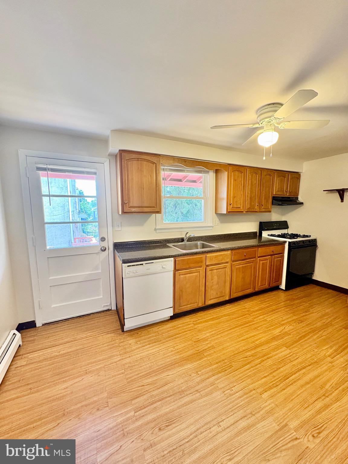 CONSHOHOCKEN - Residential Lease