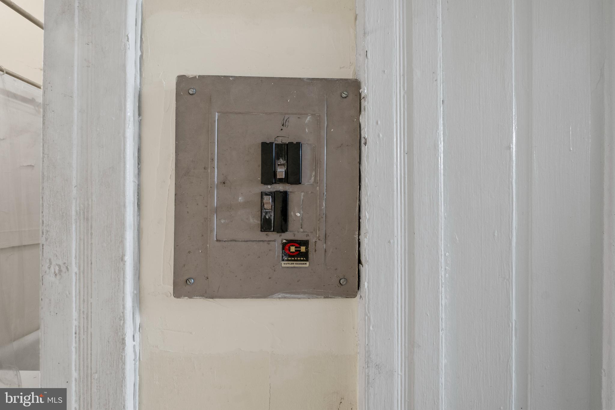 CHARLES VILLAGE - Residential Income