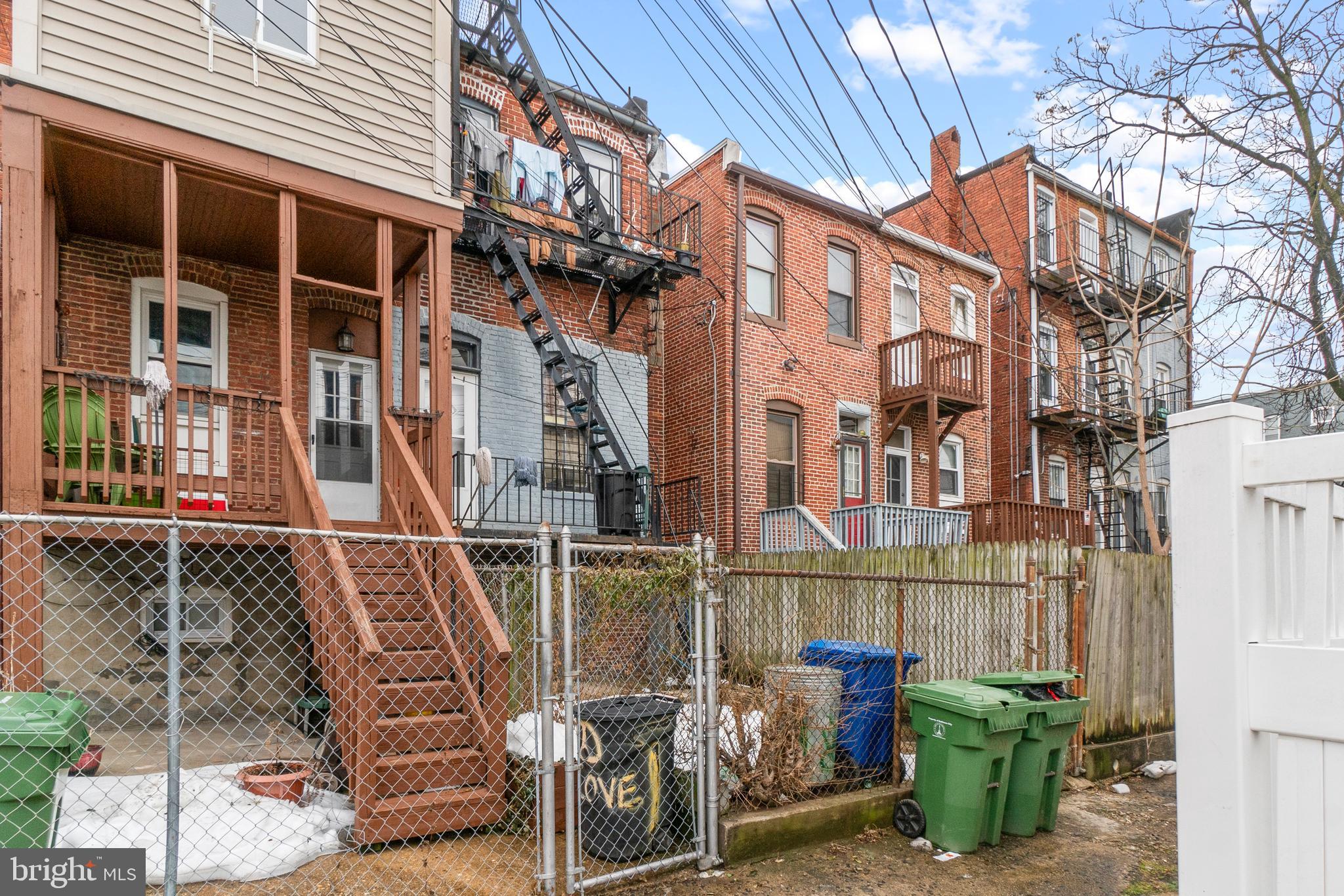 CHARLES VILLAGE - Residential Income