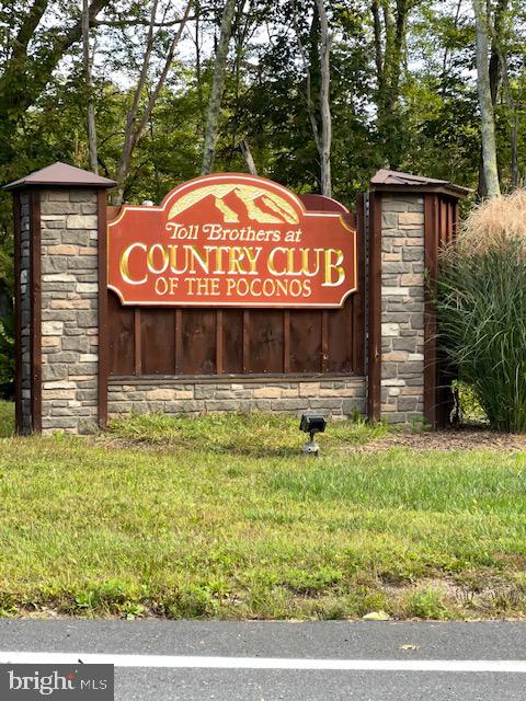 COUNTRY CLUB OF THE POCONOS - Residential