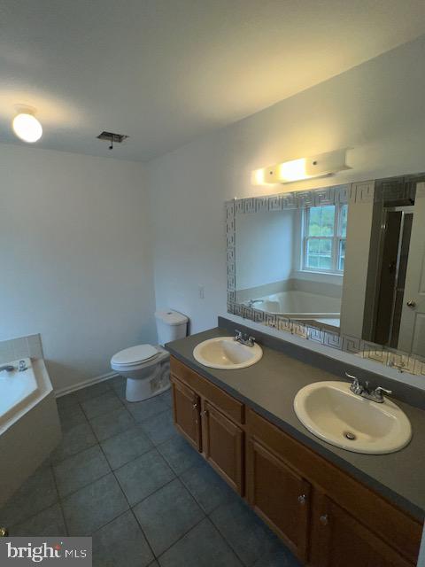 COUNTRY CLUB OF THE POCONOS - Residential