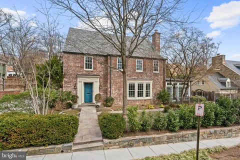 2825 McGill Terrace NW, Washington, DC 20008 - MLS#: DCDC2187252