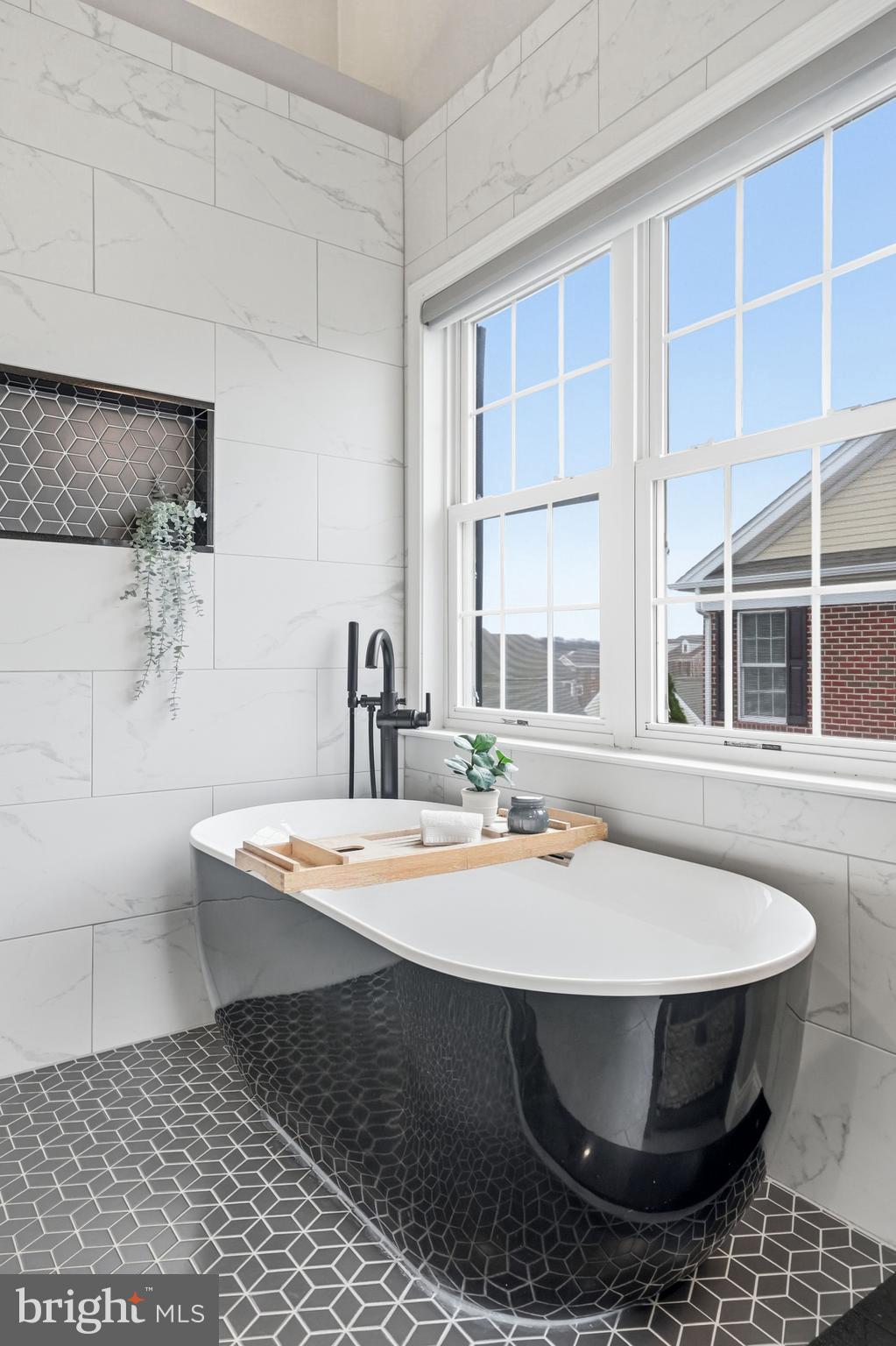 ARBOR POINT - Residential