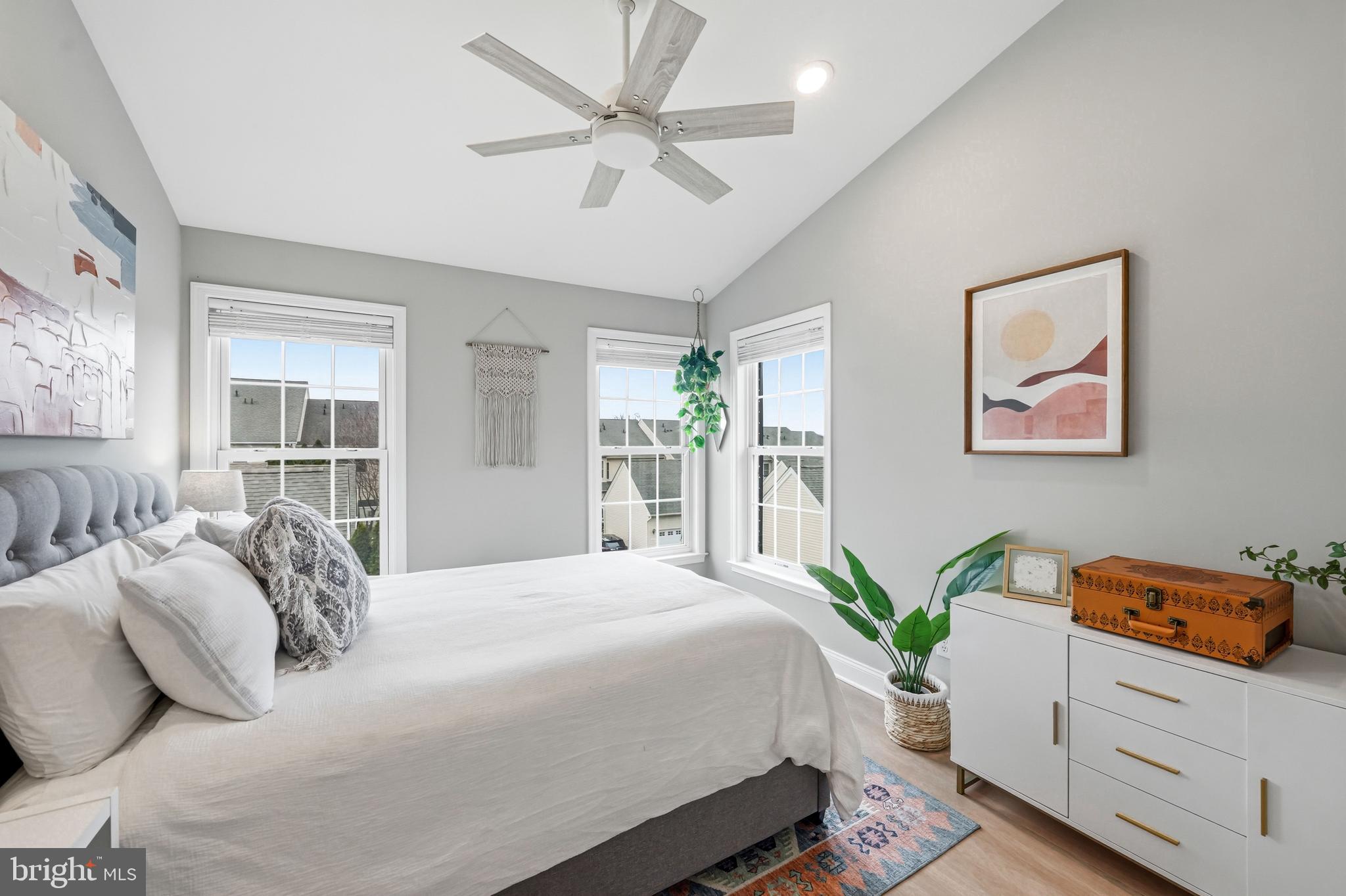 ARBOR POINT - Residential