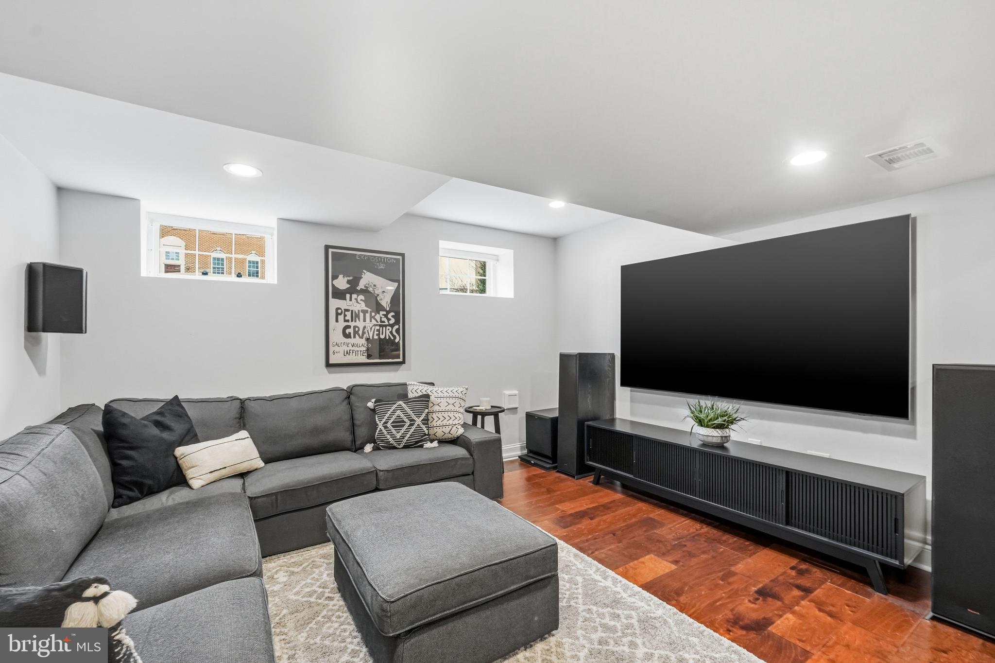 ARBOR POINT - Residential