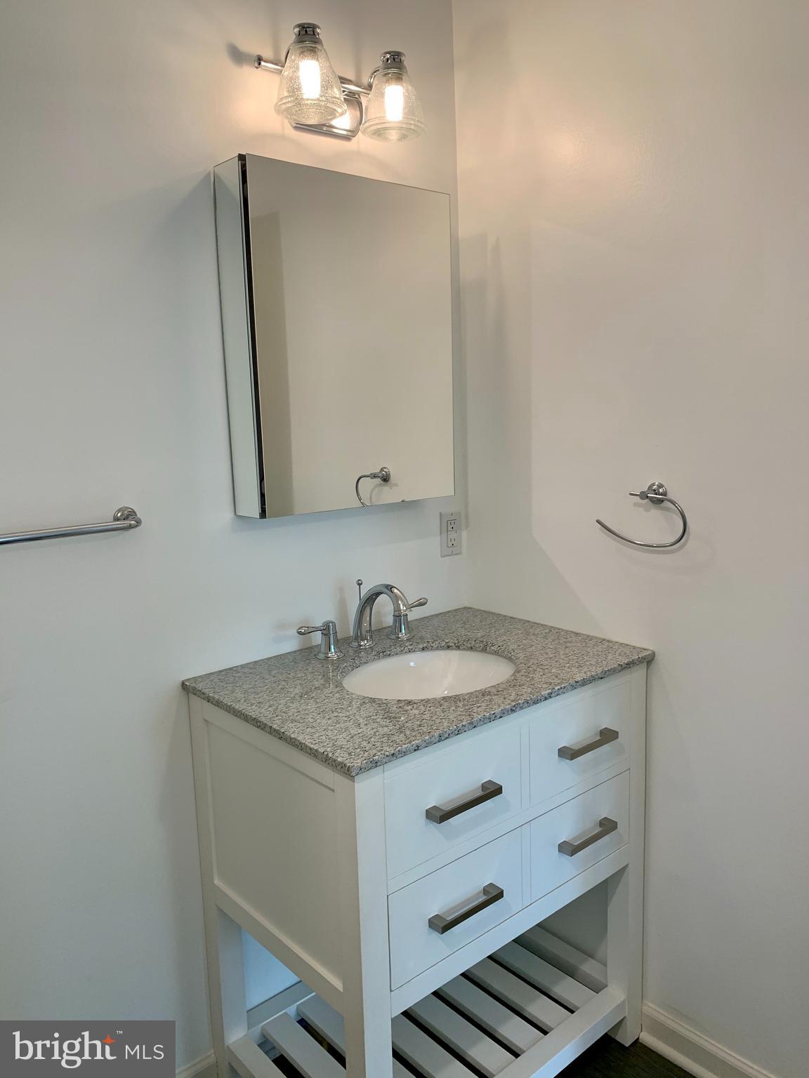 ROXBOROUGH - Residential Lease