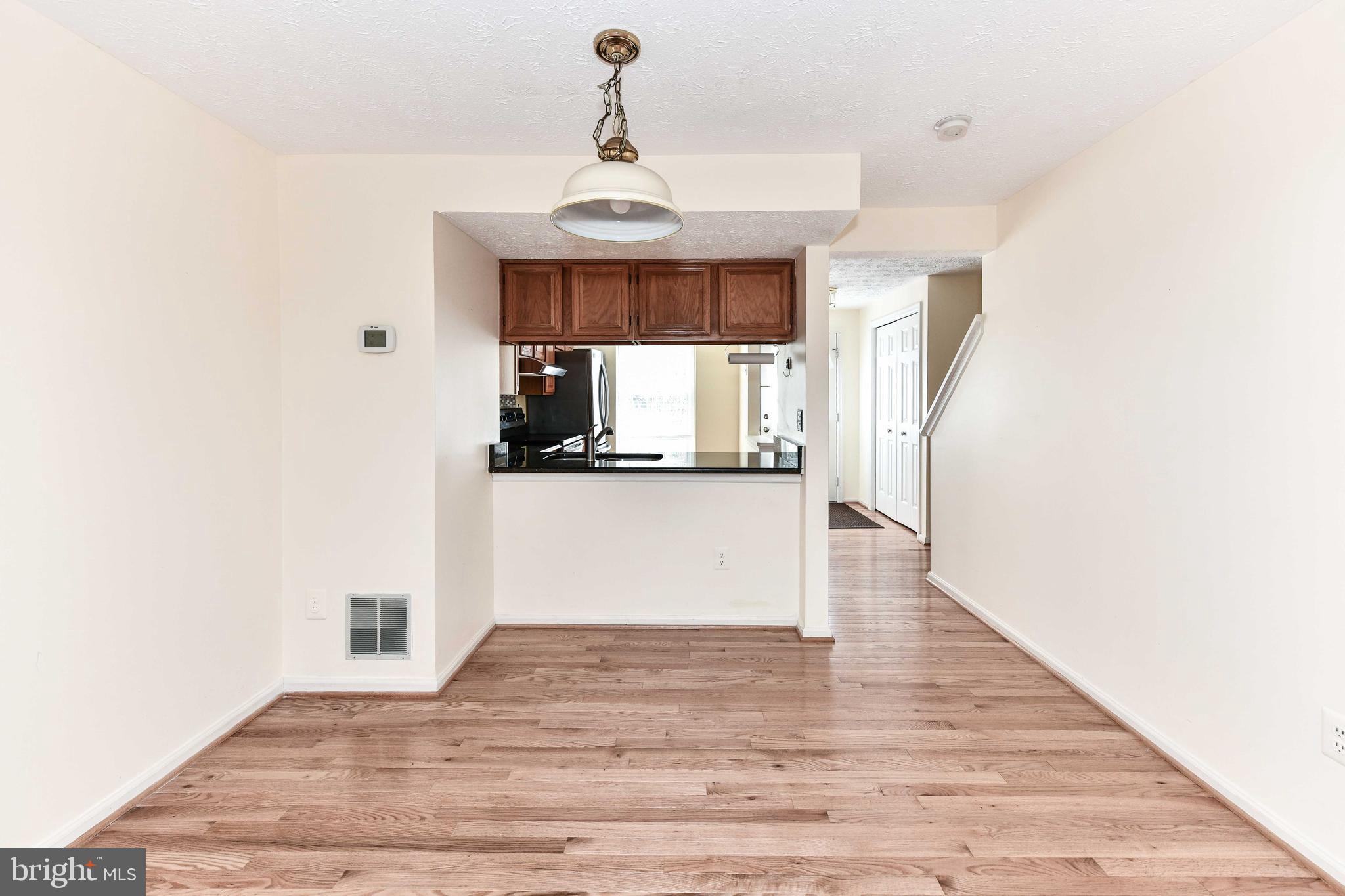 RESTON - Residential Lease