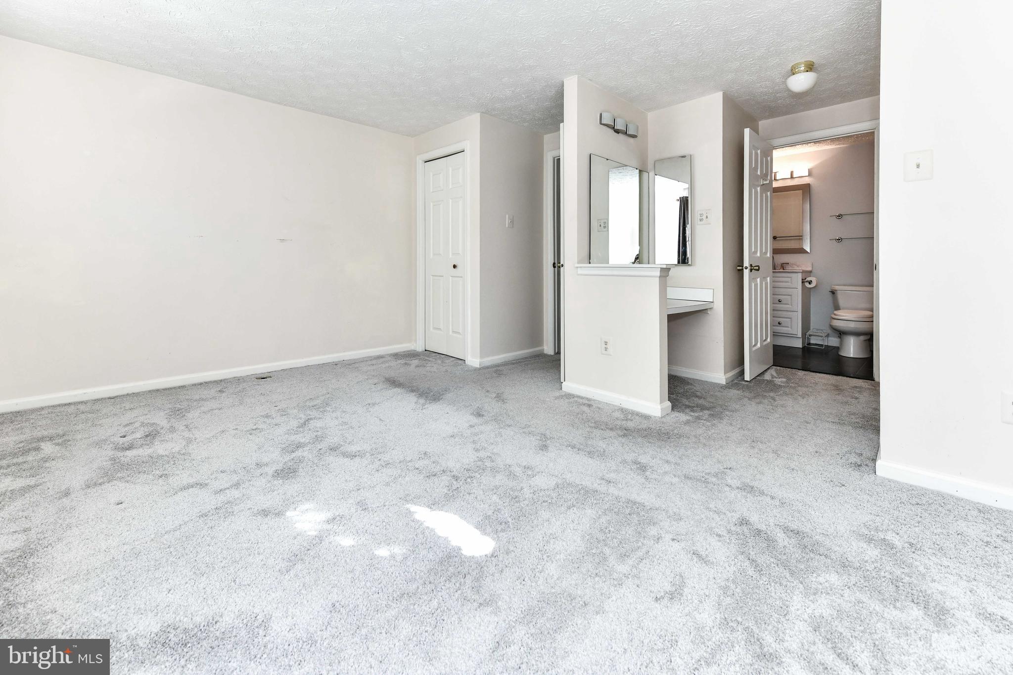 RESTON - Residential Lease