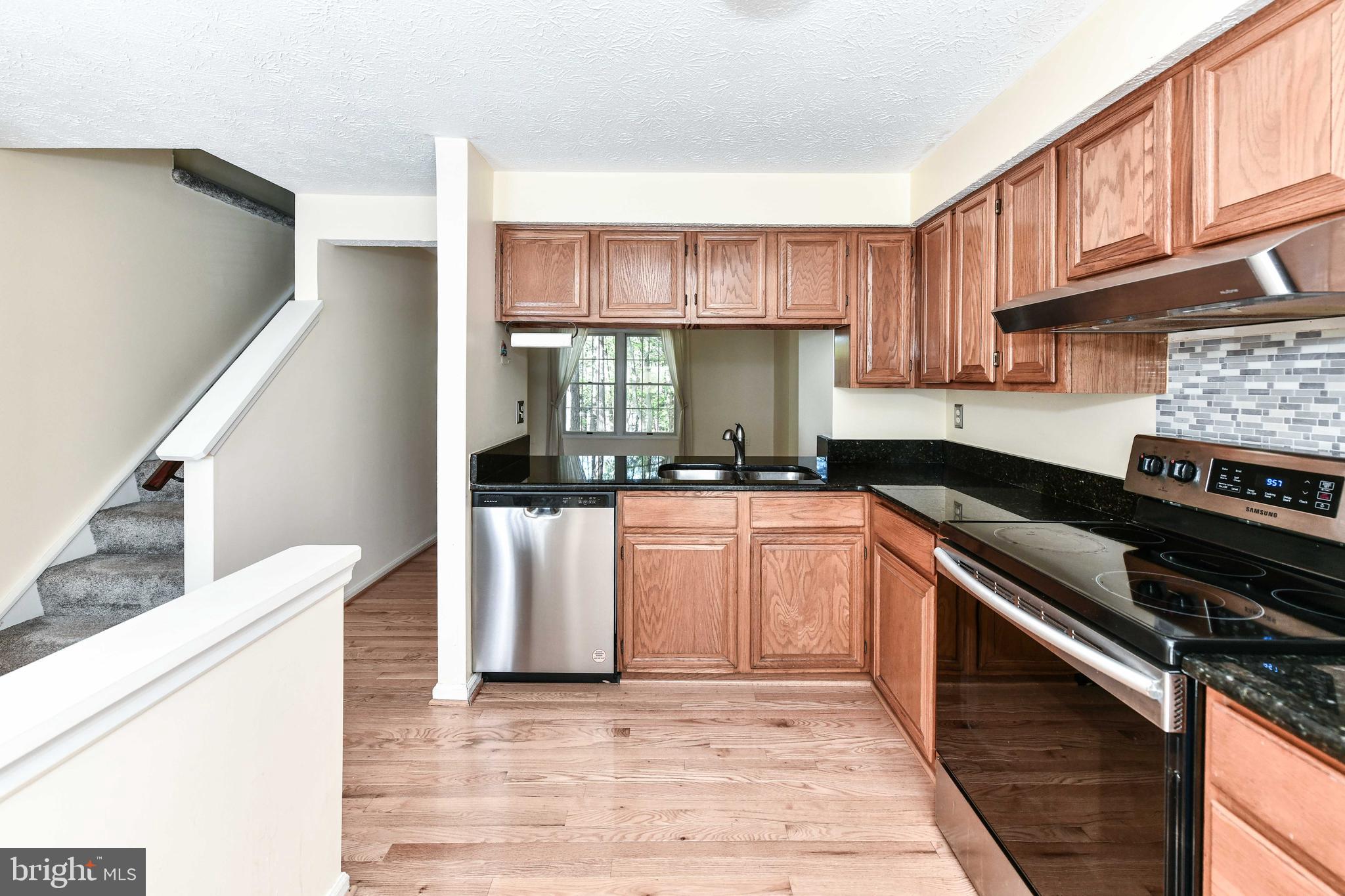 RESTON - Residential Lease