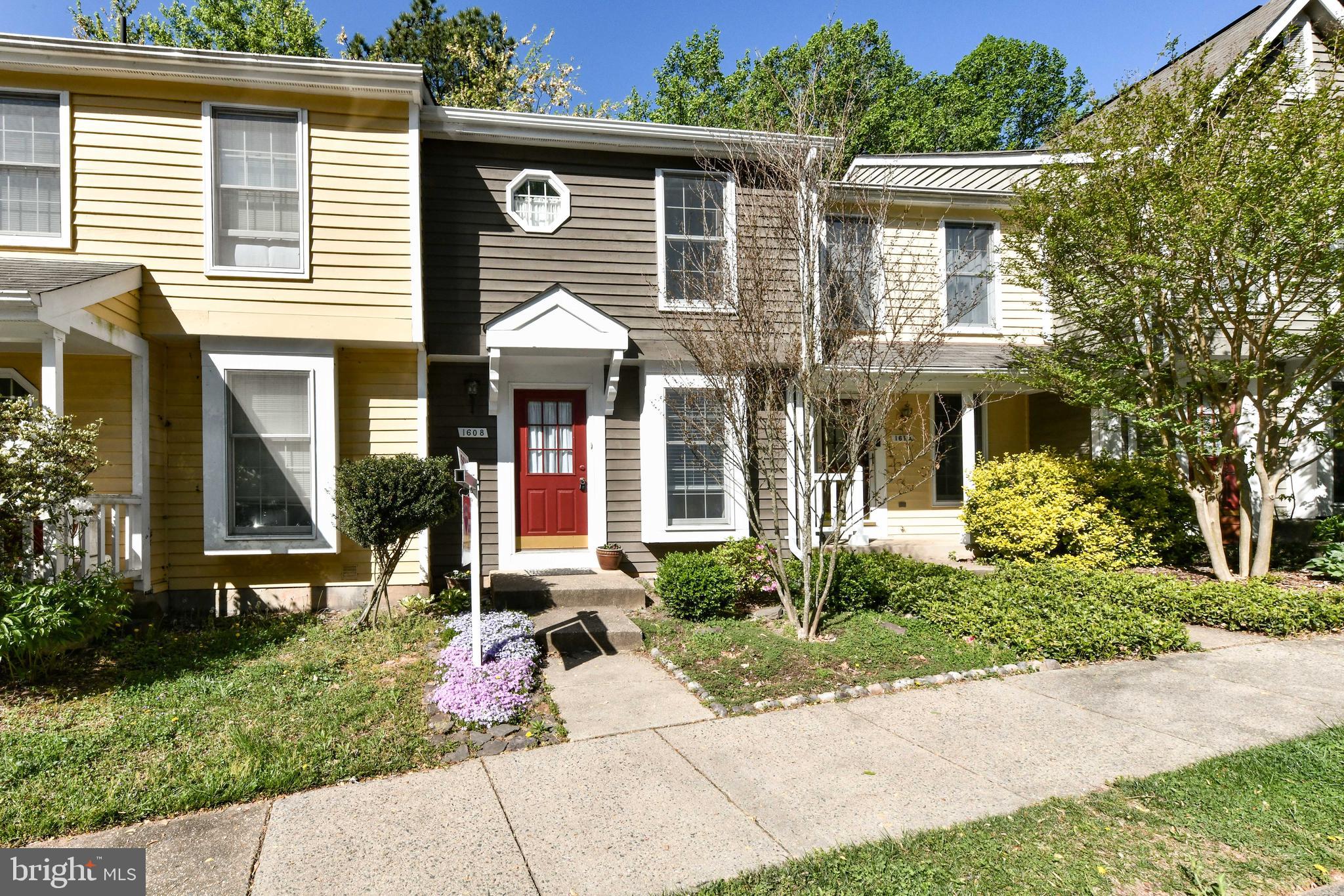 RESTON - Residential Lease