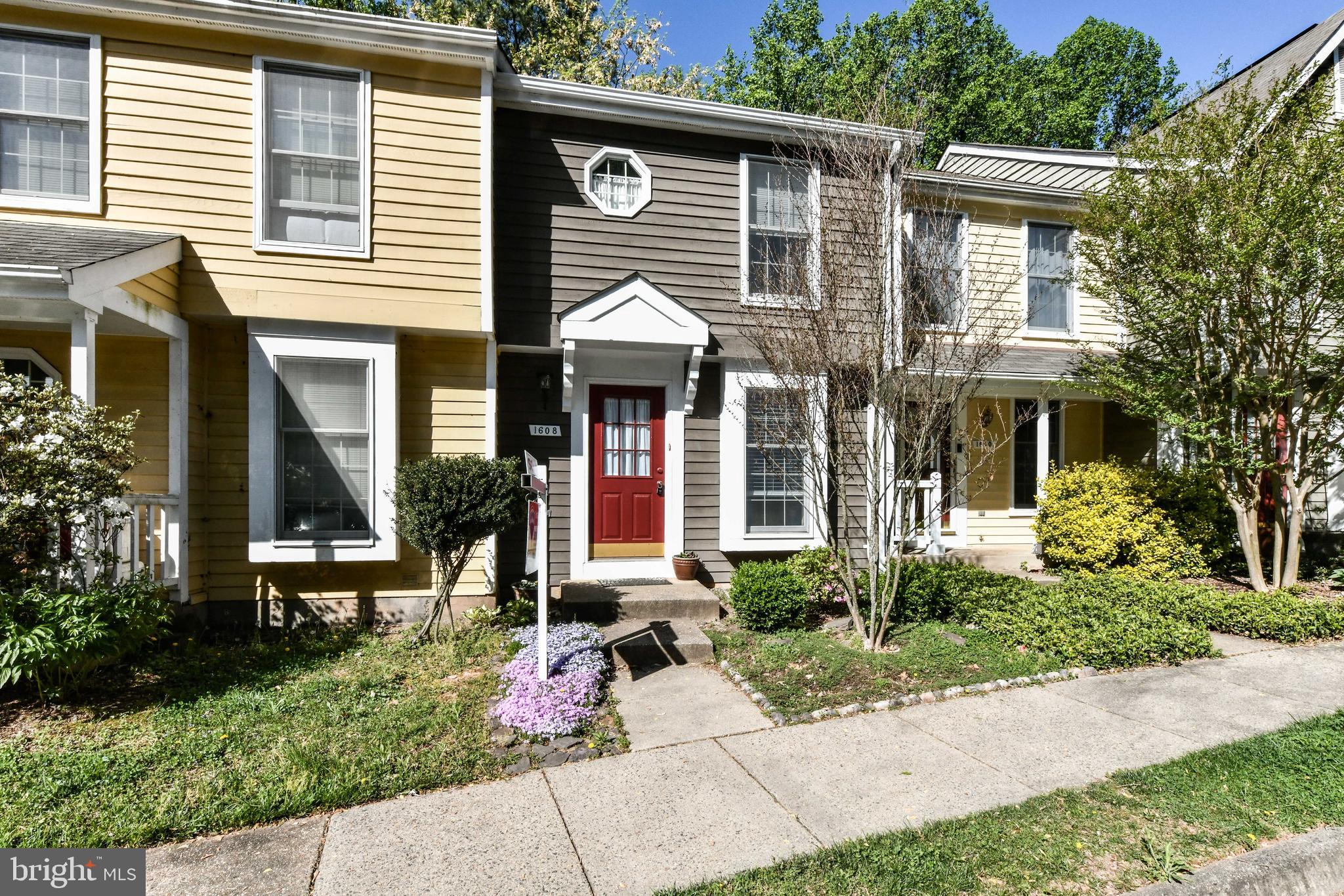 RESTON - Residential Lease