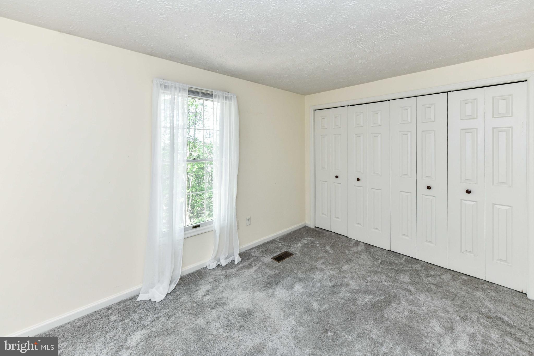 RESTON - Residential Lease