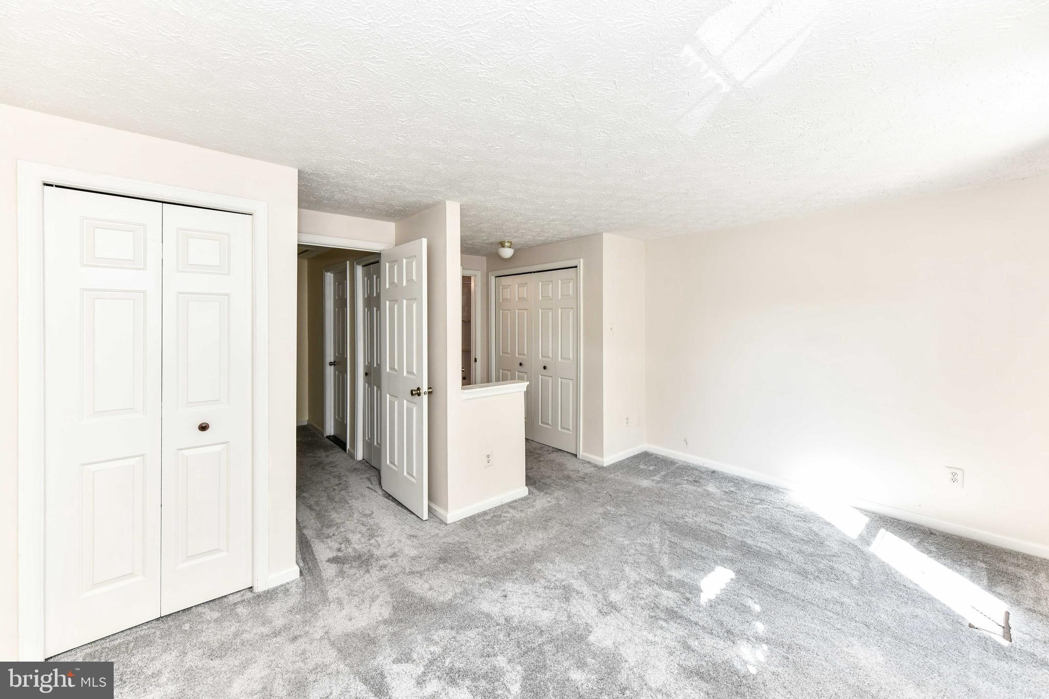 RESTON - Residential Lease