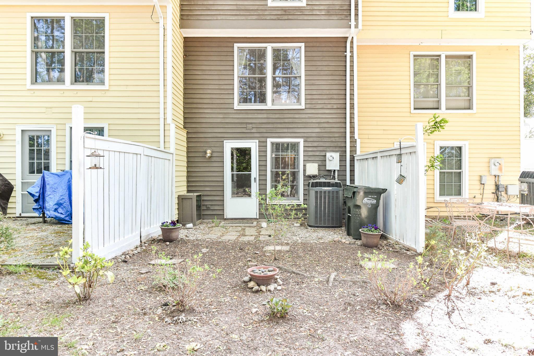 RESTON - Residential Lease