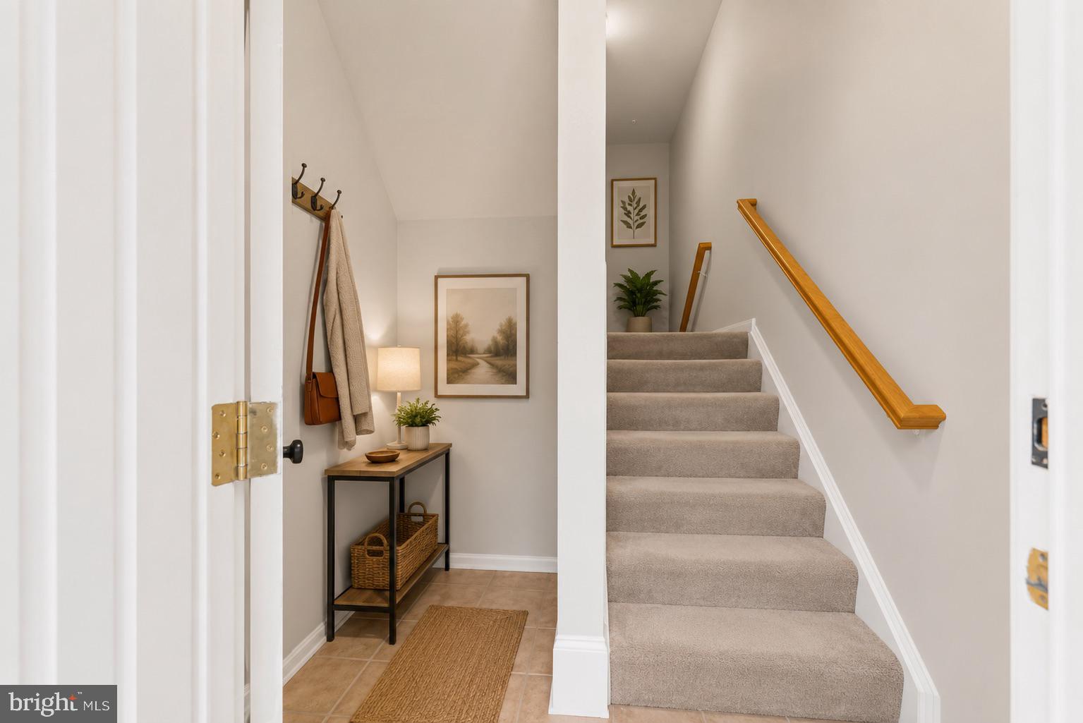 15522 JOHN DISKIN CIRCLE