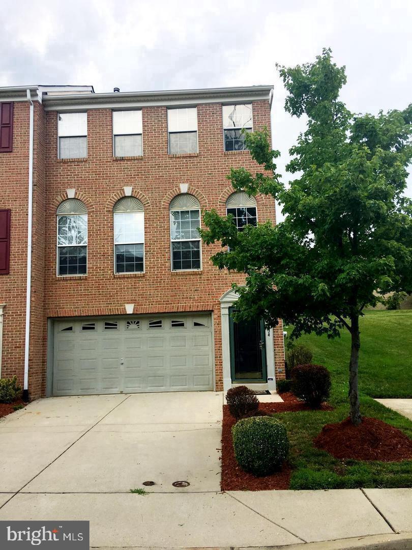 MUST SEE!! THIS WONT LAST!!
HOME-SWEET- HOME!!
Open floor plan with 13 foot ceilings!! NEWLY!! Renovated Kitchen!! Stainless steel appliances. Granite counters, Washer/Dryer, Crown molding, Sitting room in Master bedroom, Beautiful deck, Hardwood floors, 2 Car garage. Two(2) Walk in closets in Master bedroom along with a Sitting tub and Separate shower.3 Bedrooms, 3 Full baths and a 1/2 Bath. Full bath and Ten foot walk in Closet in basement.