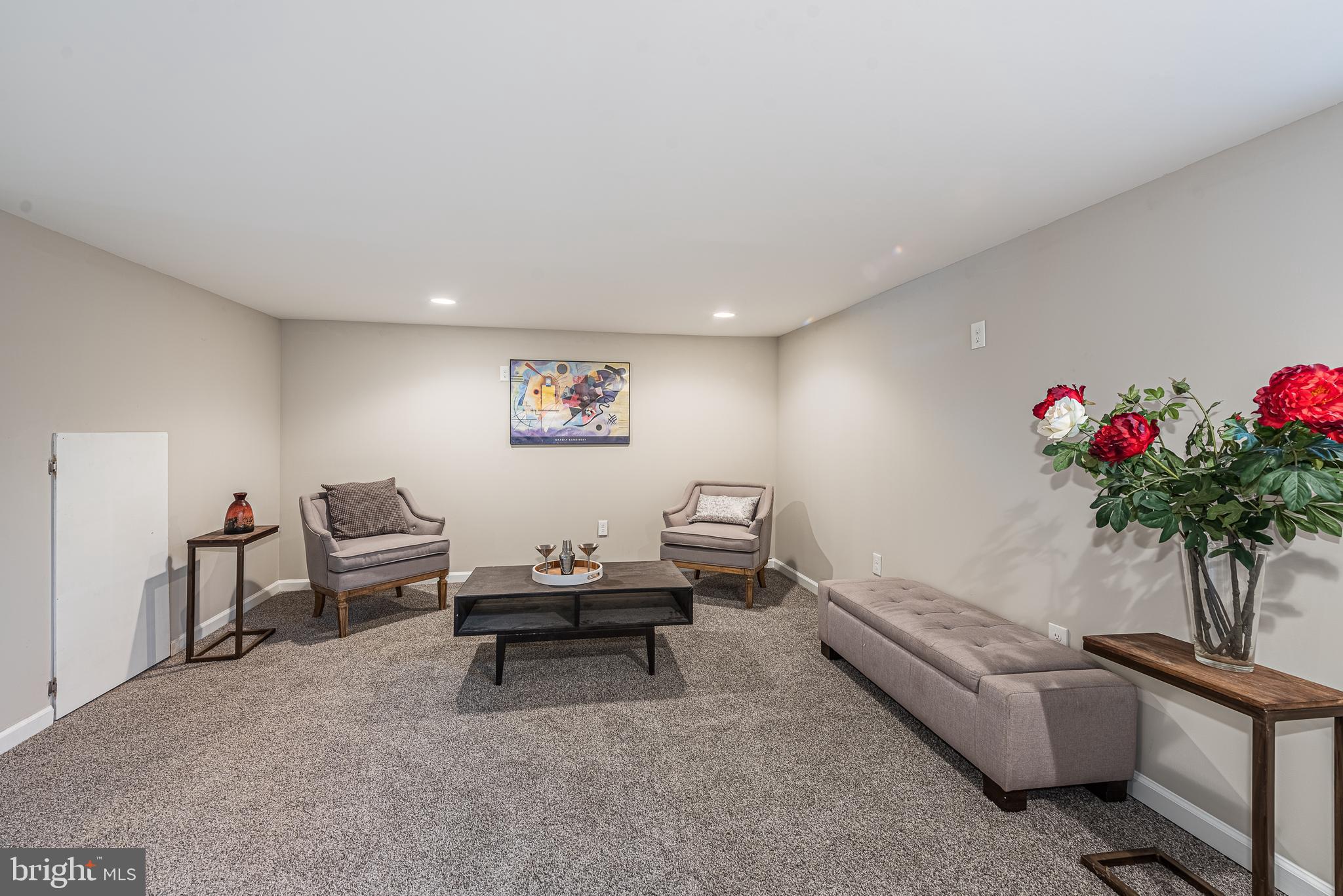 IDLEWOOD - Residential