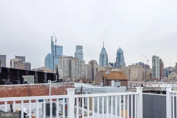 GRADUATE HOSPITAL - Residential Lease