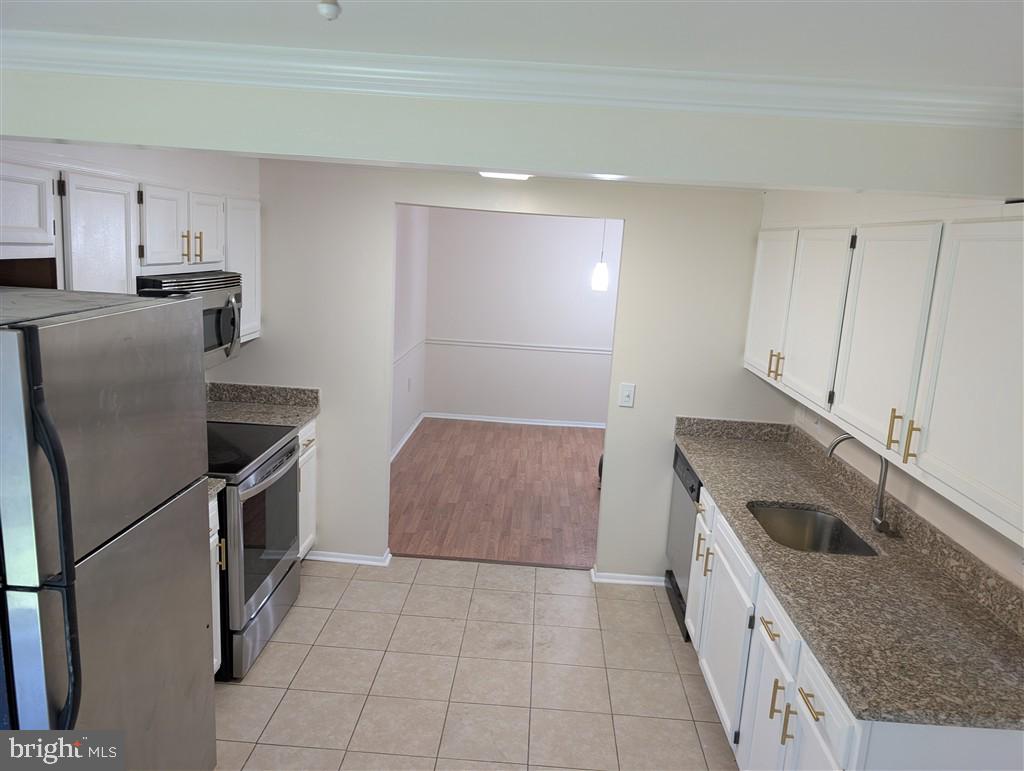 18022 CHALET DRIVE 27-103