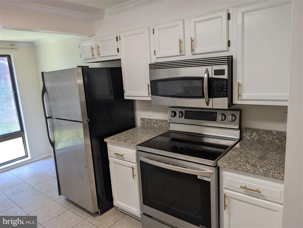 18022 CHALET DRIVE 27-103