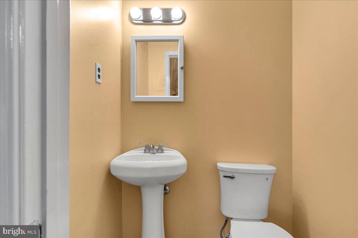 HICKORY WOODS - Residential